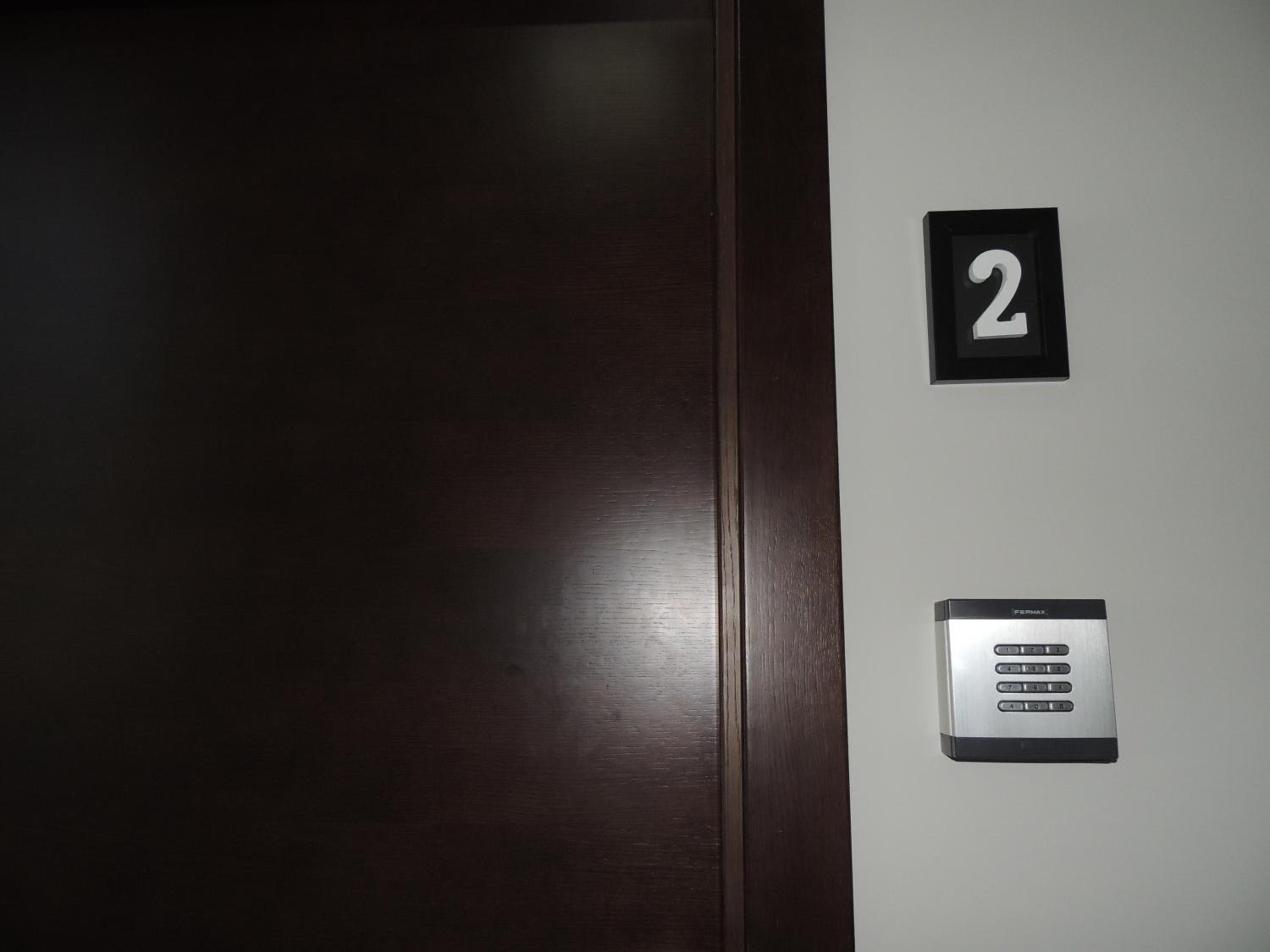 Photo 33