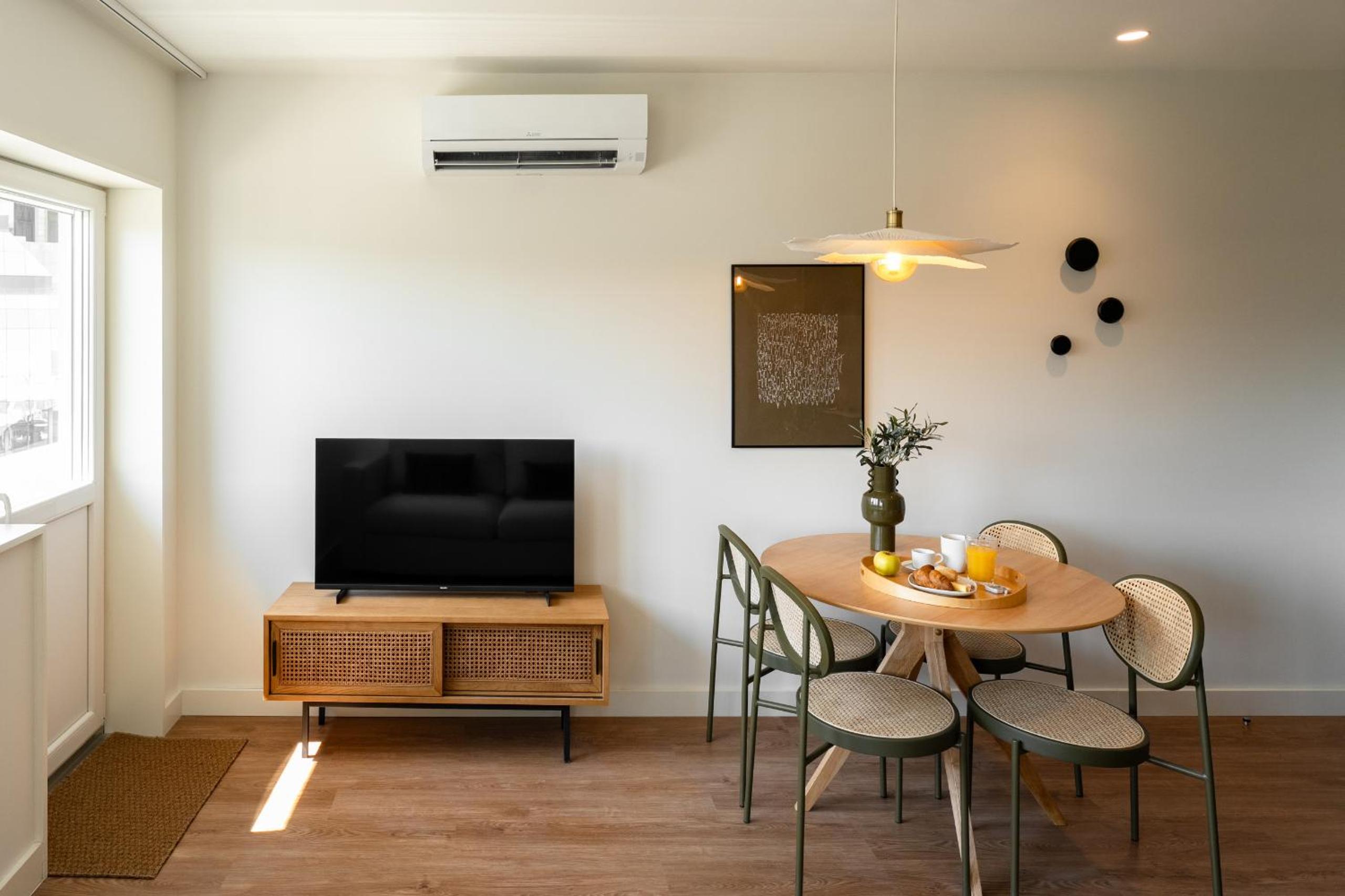 Bom Sucesso Executive Flats by Feel Porto
