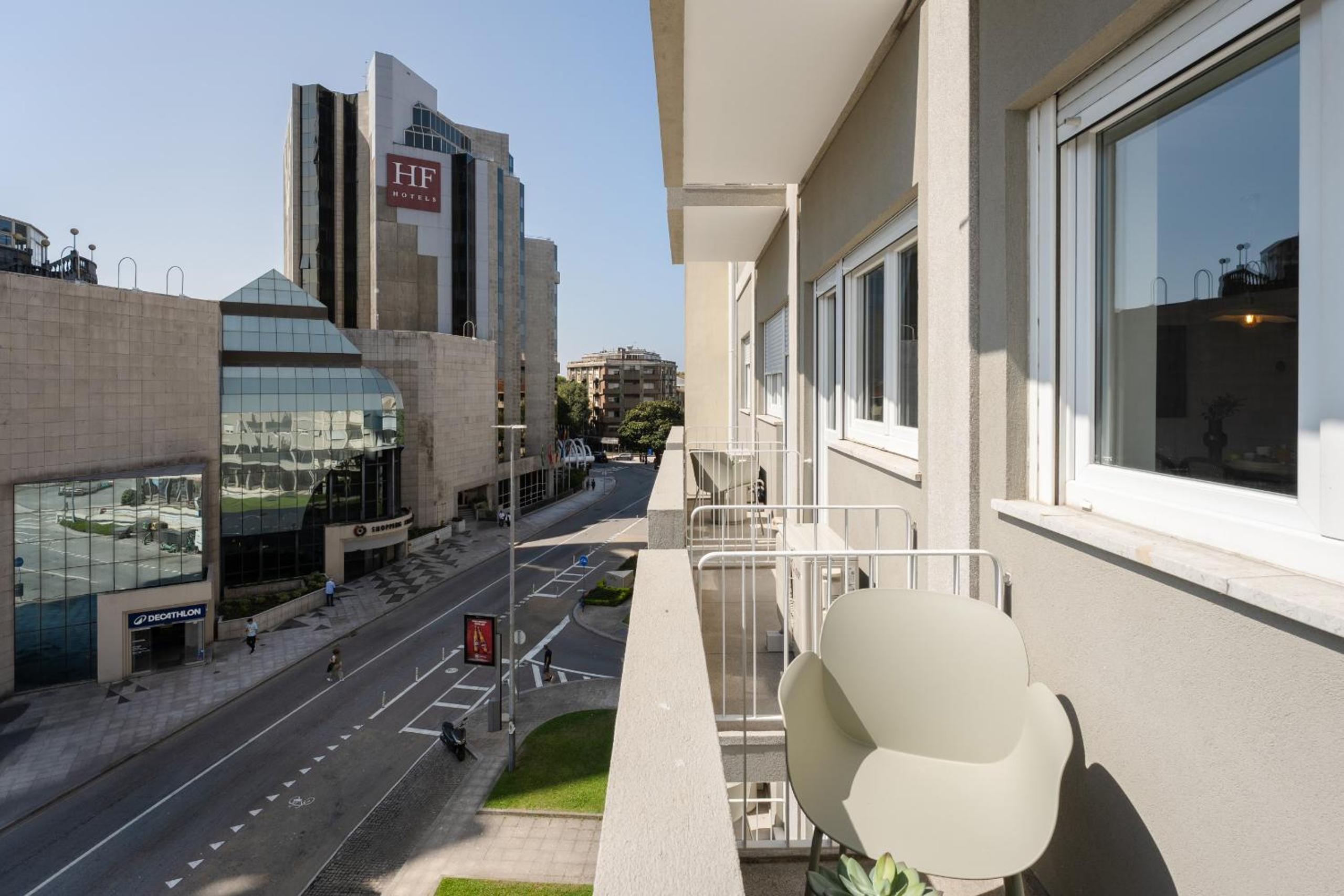Bom Sucesso Executive Flats by Feel Porto