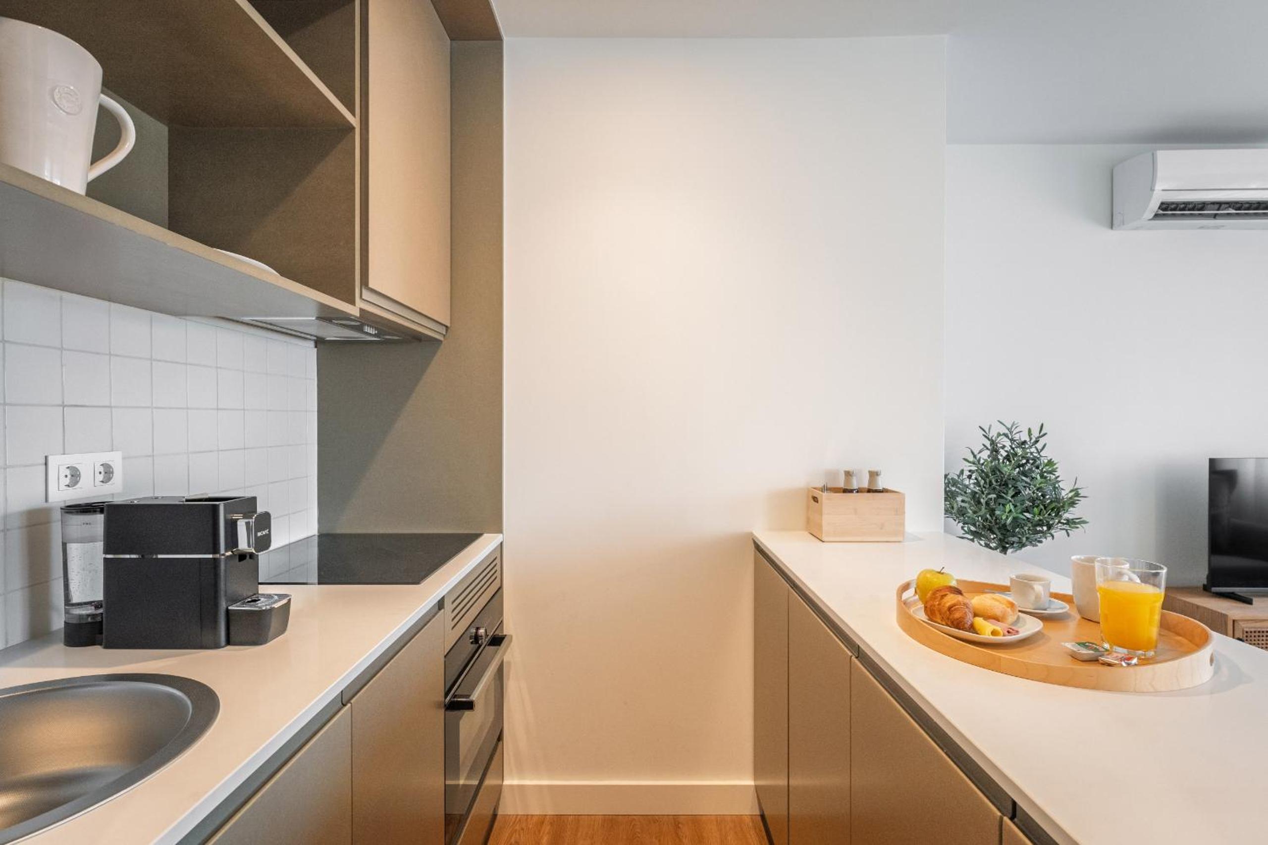 Bom Sucesso Executive Flats by Feel Porto