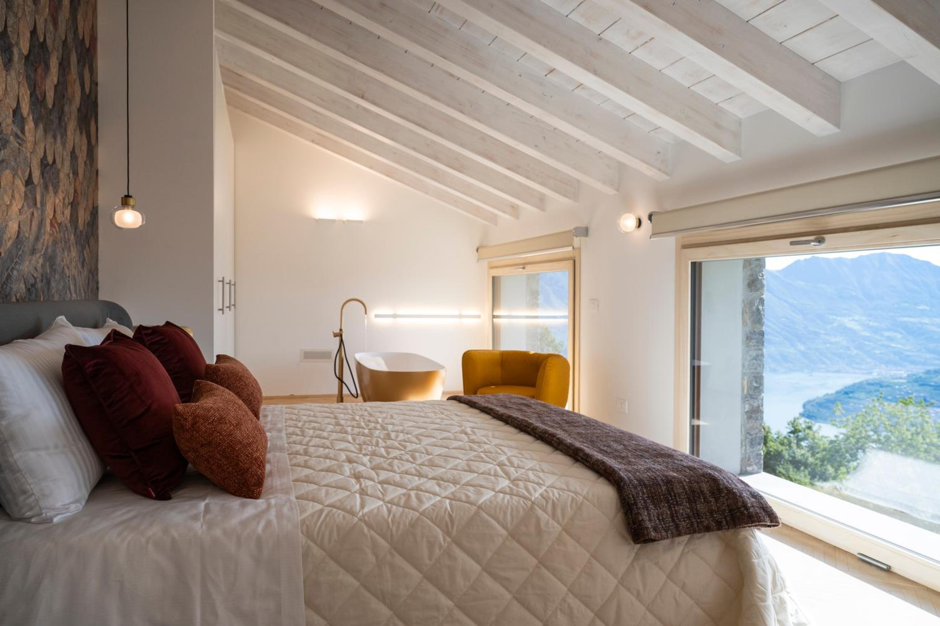 Love Italy Homes - Villa Sebino Relais