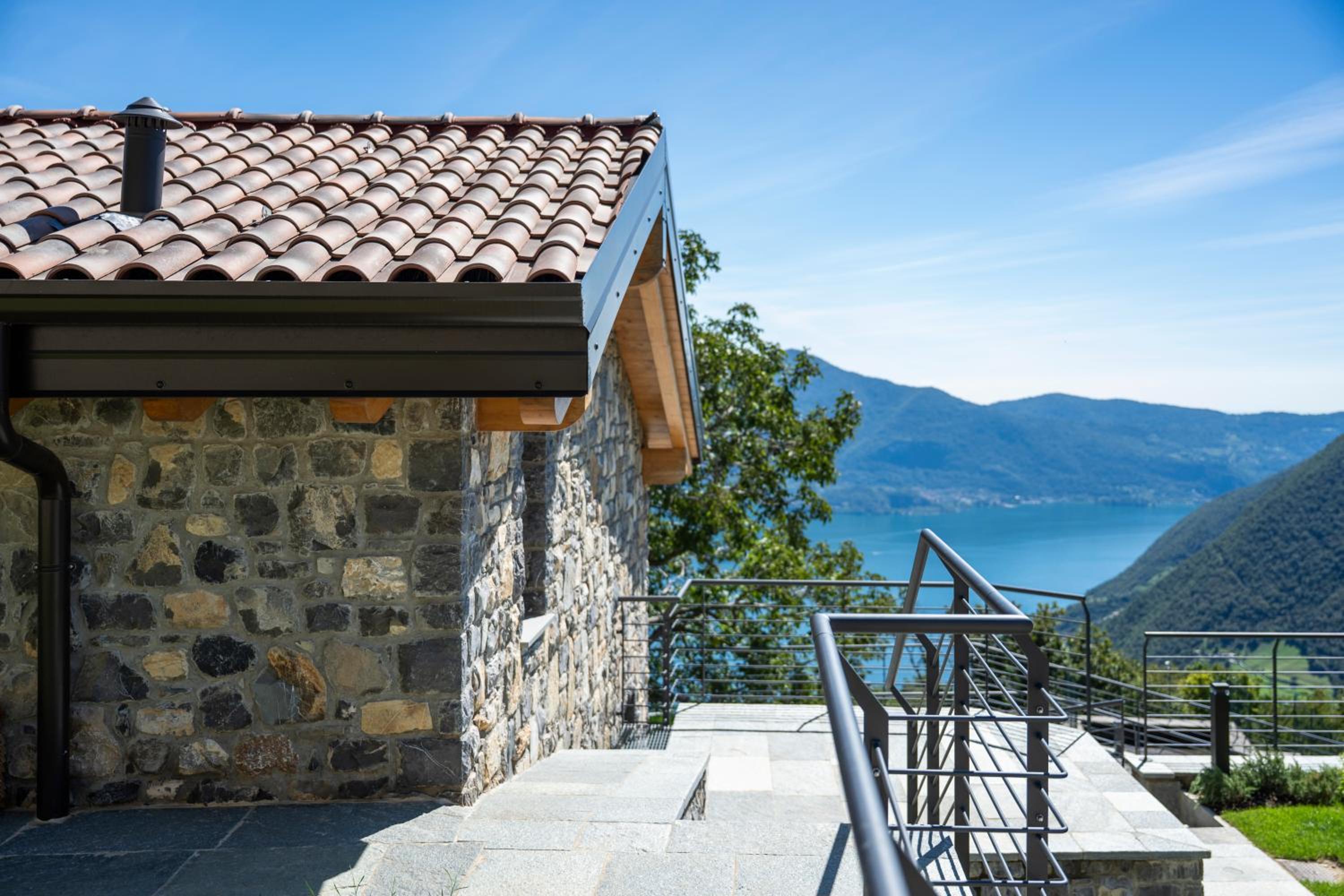 Love Italy Homes - Villa Sebino Relais