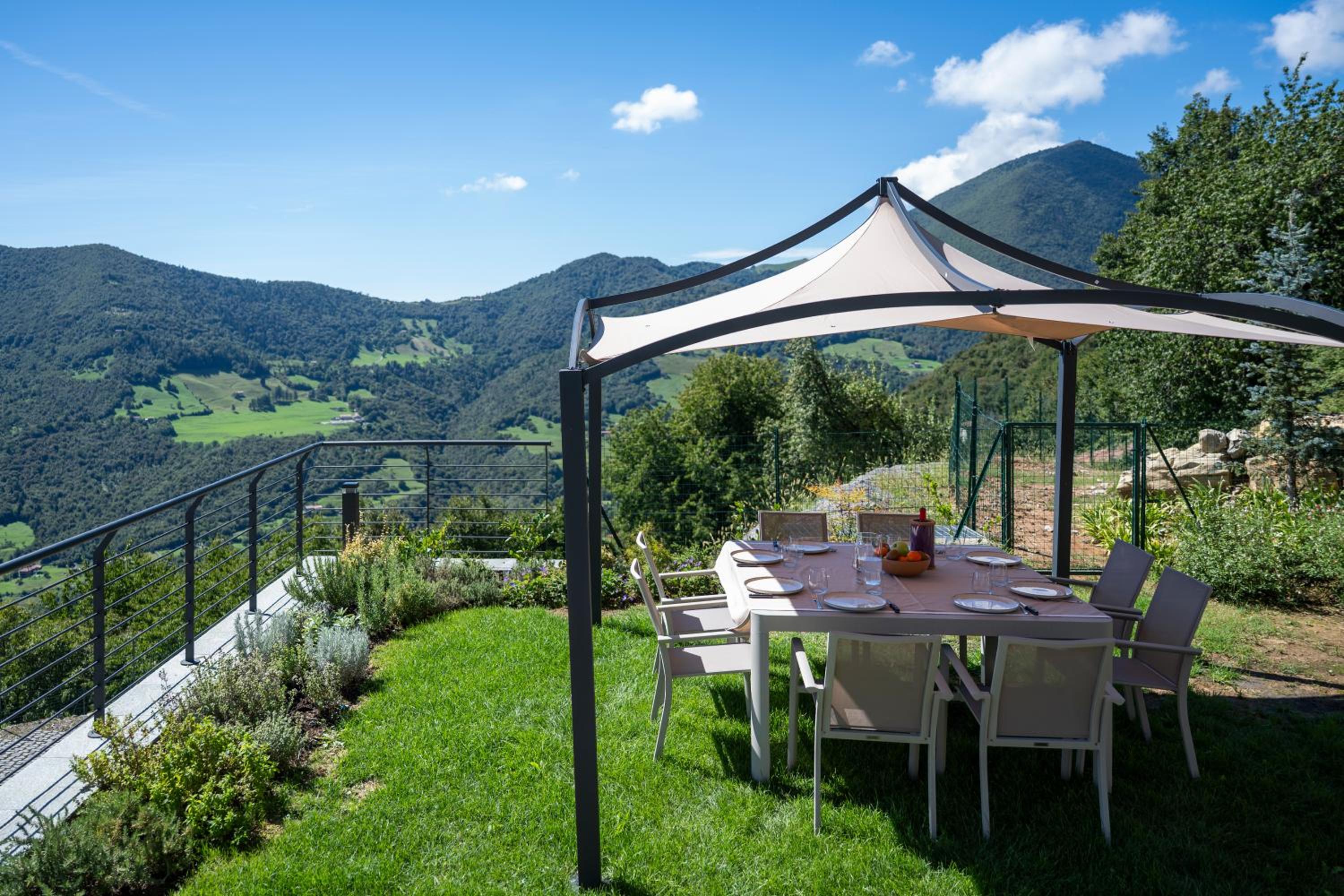 Love Italy Homes - Villa Sebino Relais