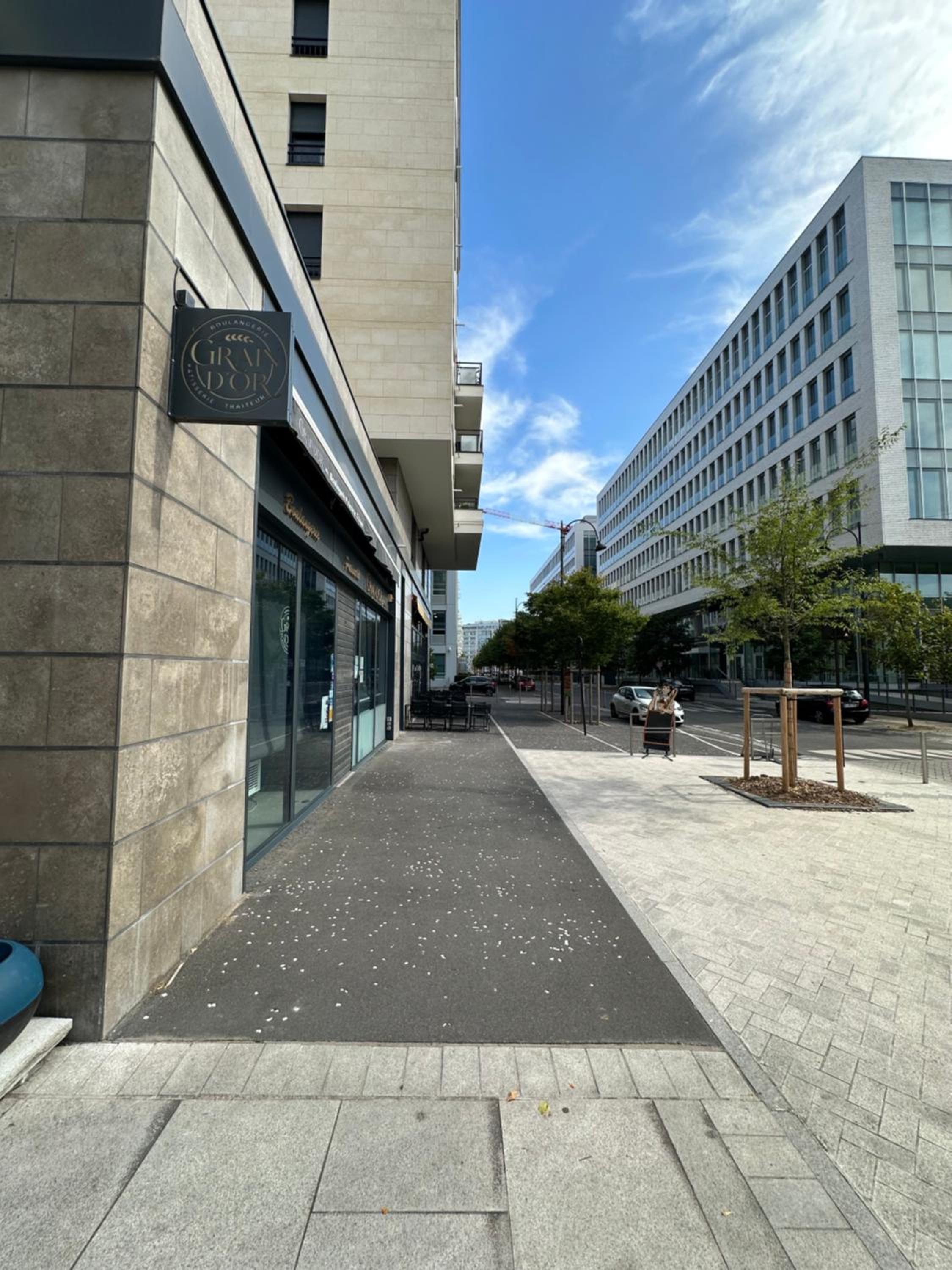 Confort et Style garantis, Près Paris, Seine & RER A, Parking Privé Gratuit