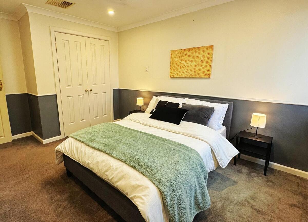 5-Bed Secret Garden House