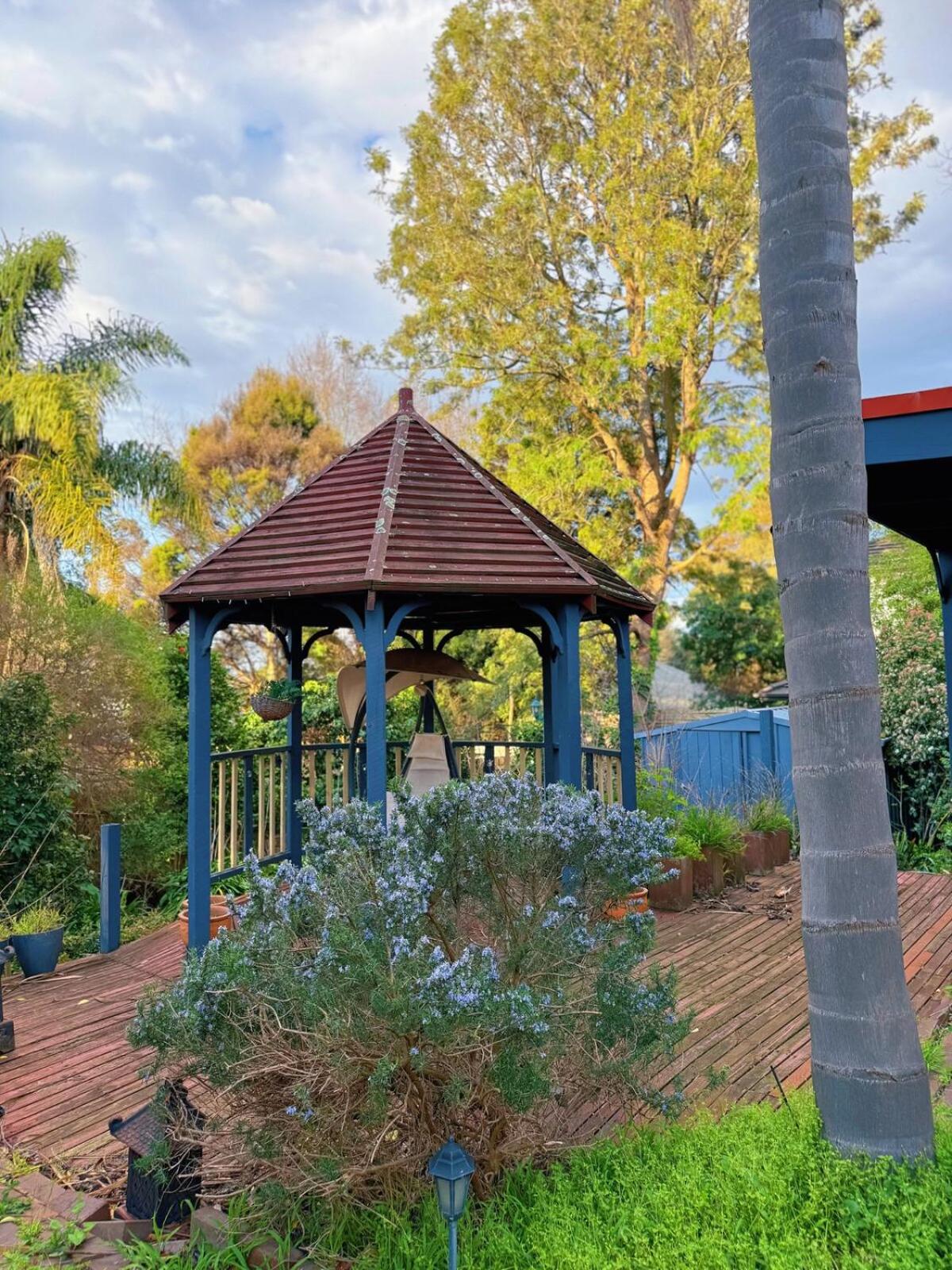 5-Bed Secret Garden House