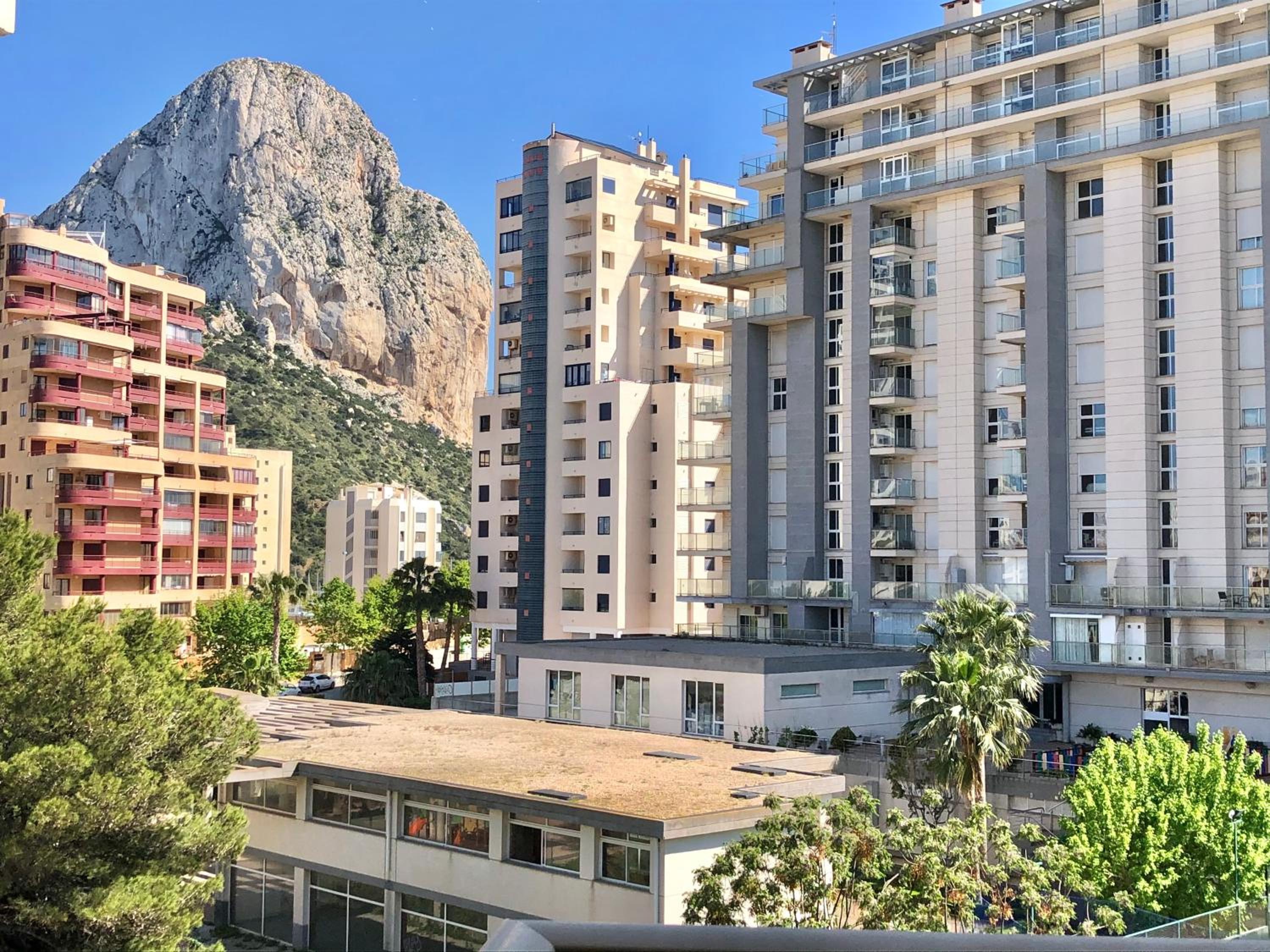 Larimar Apartament balcón y vistas al mar y al Peñón, piscina y parking