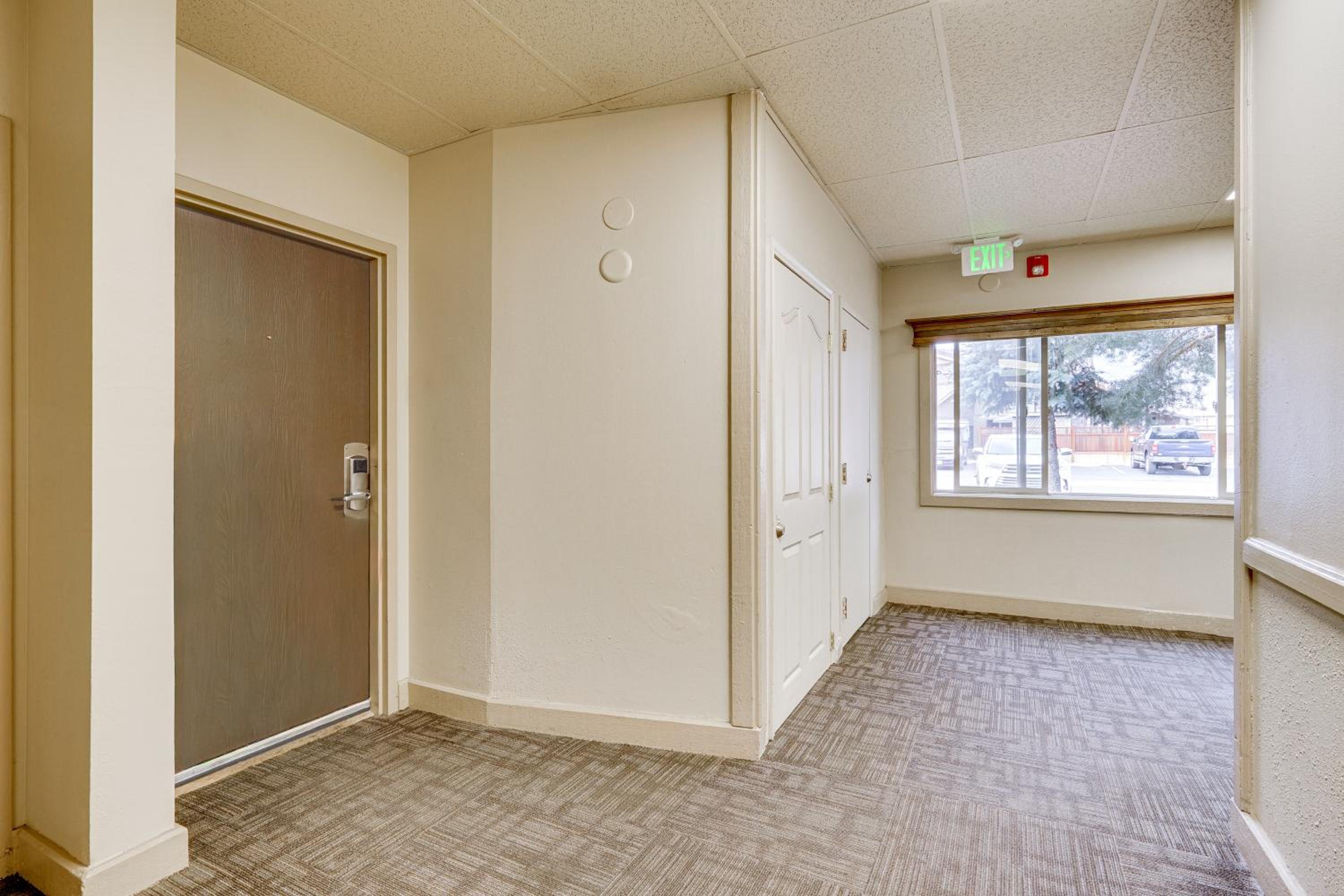 2 Mi to the Slopes! Park City Condo with Hot Tub