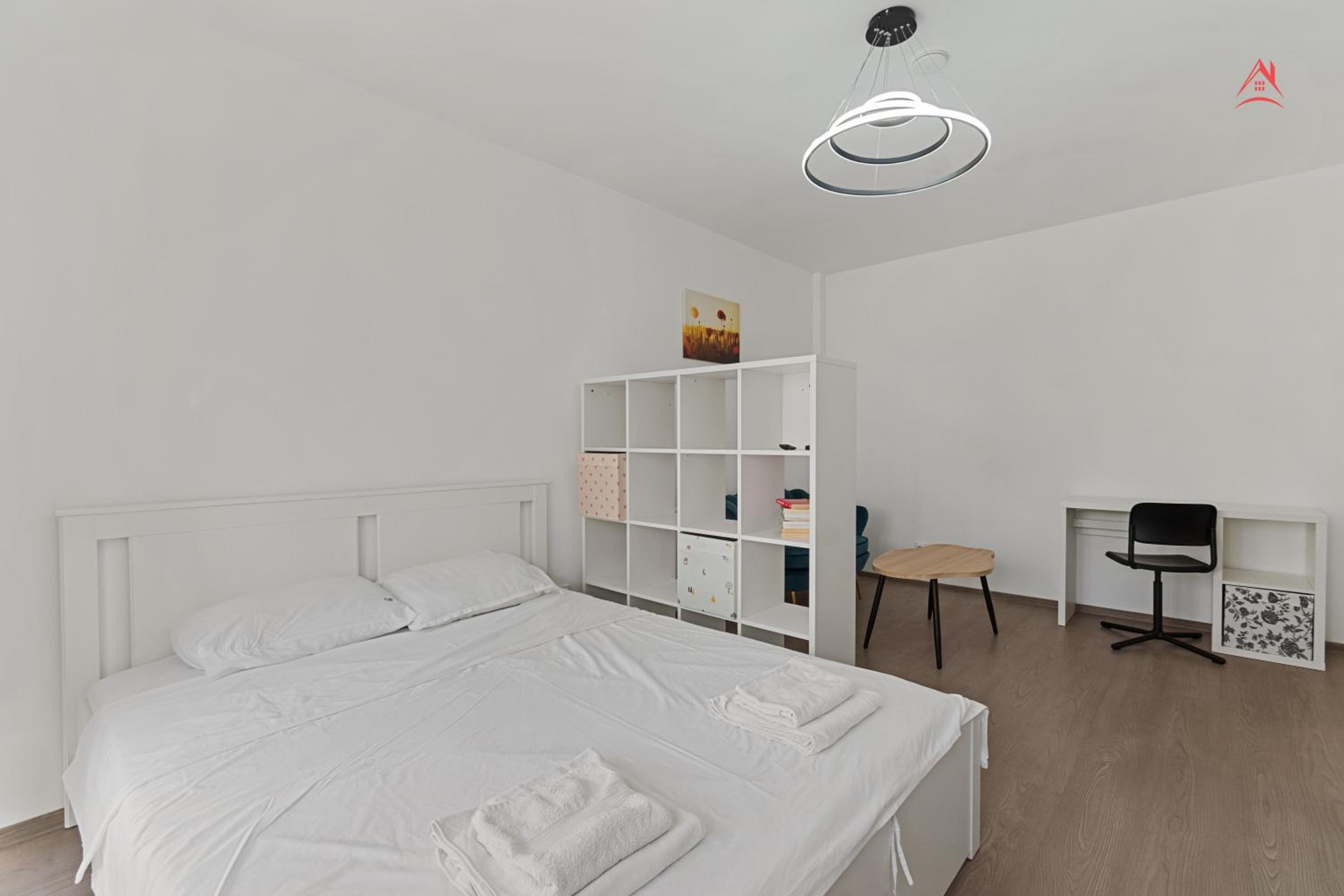 Mihaela's New Times Flat Tineretului