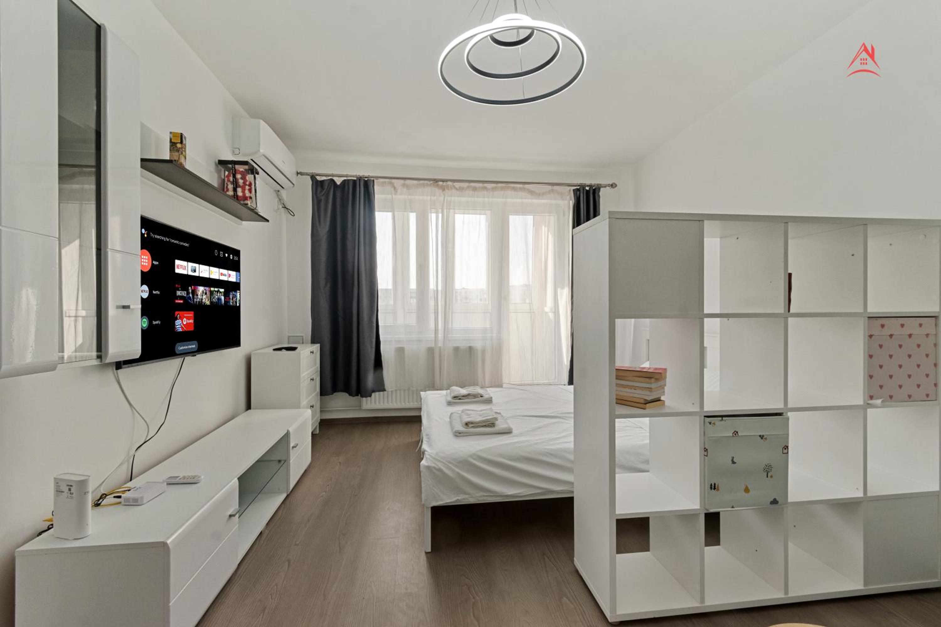 Mihaela's New Times Flat Tineretului
