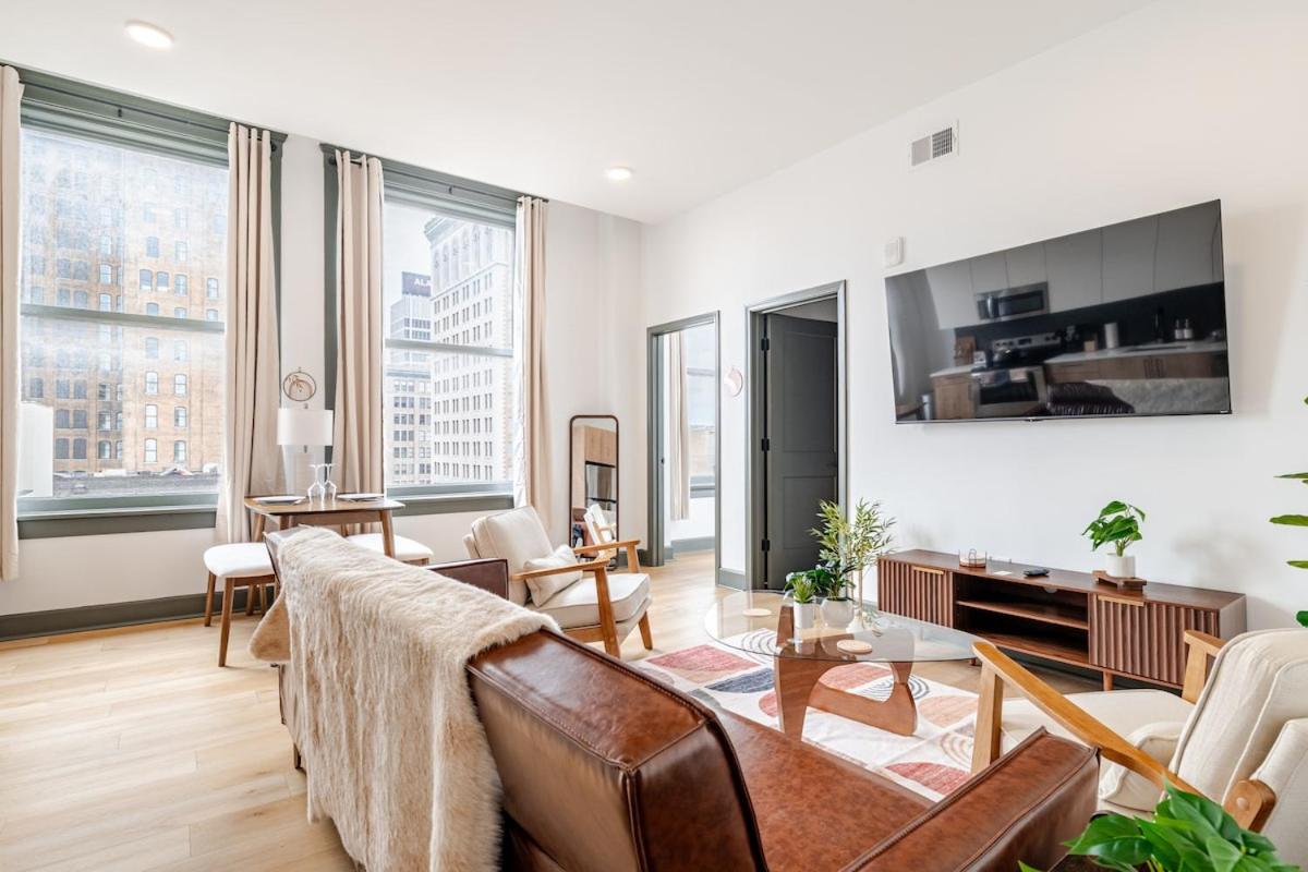 Downtown Birmingham 1BR Escape Rooftop Access