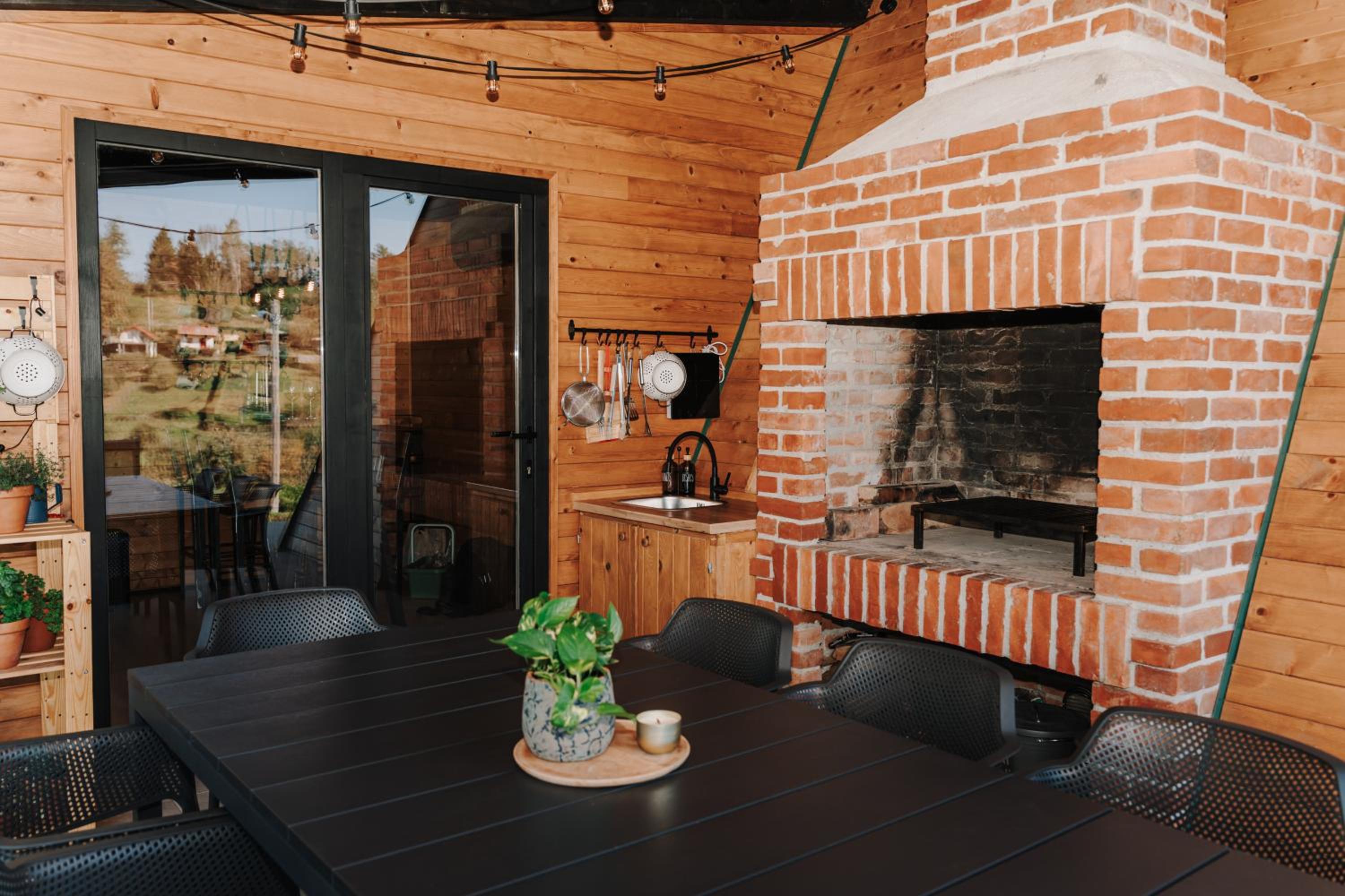 Kuća za odmor Kiara - bazen, jacuzzi i sauna