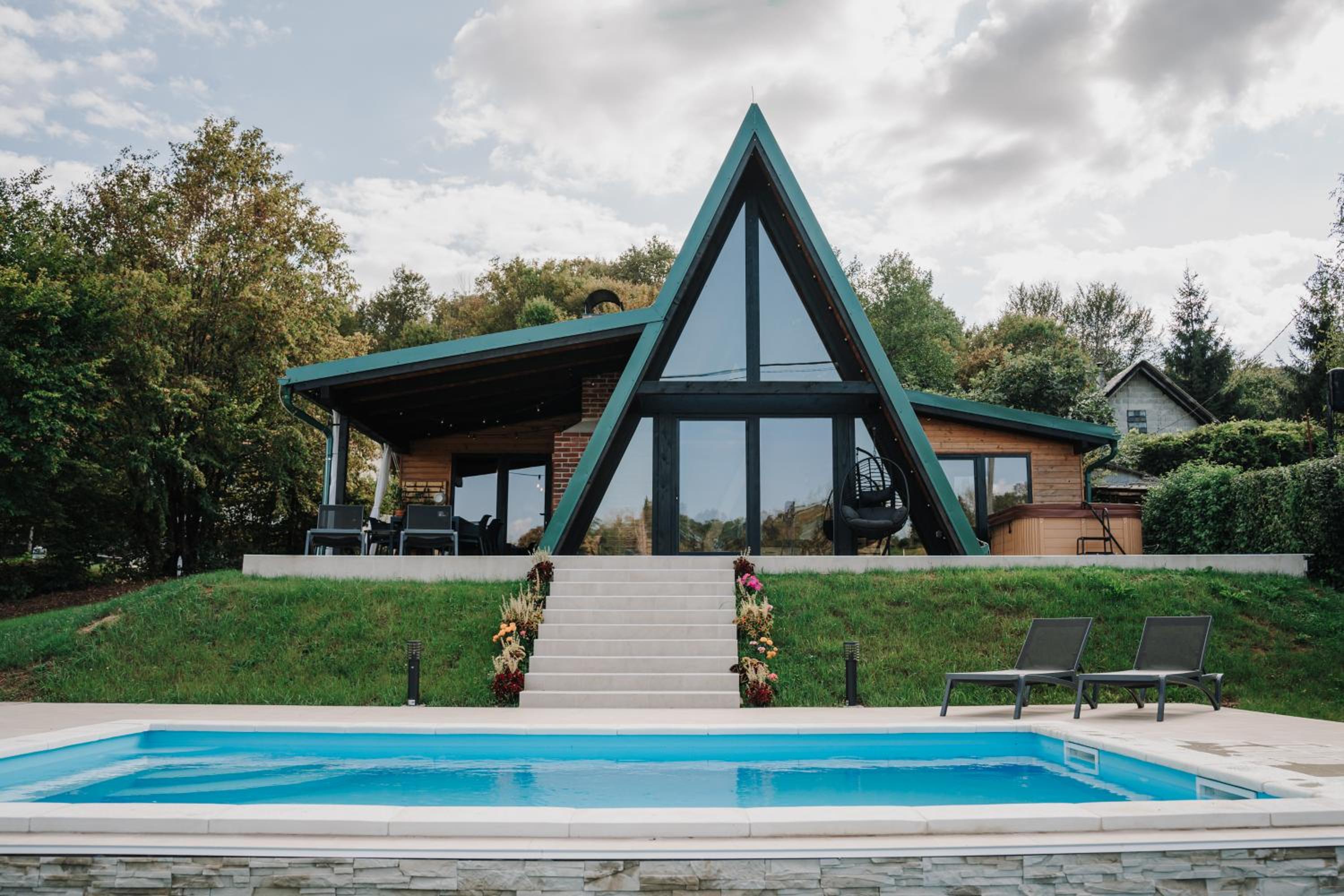 Kuća za odmor Kiara - bazen, jacuzzi i sauna
