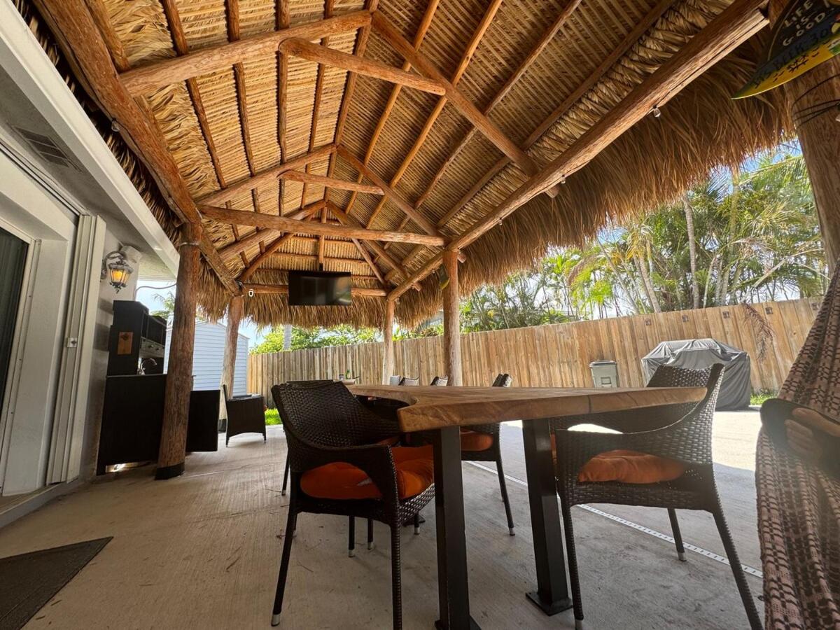 Waterfront Estate - Heated Pool Gym Tiki EV Chrgr Dock