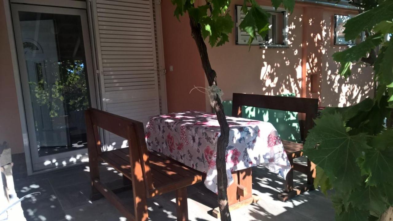 Villa Palas Apartments 2 view 3