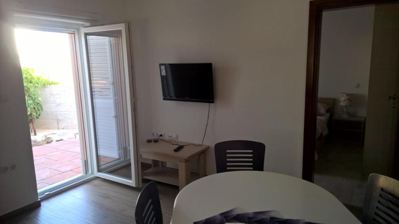 Villa Palas Apartments 2 view 4