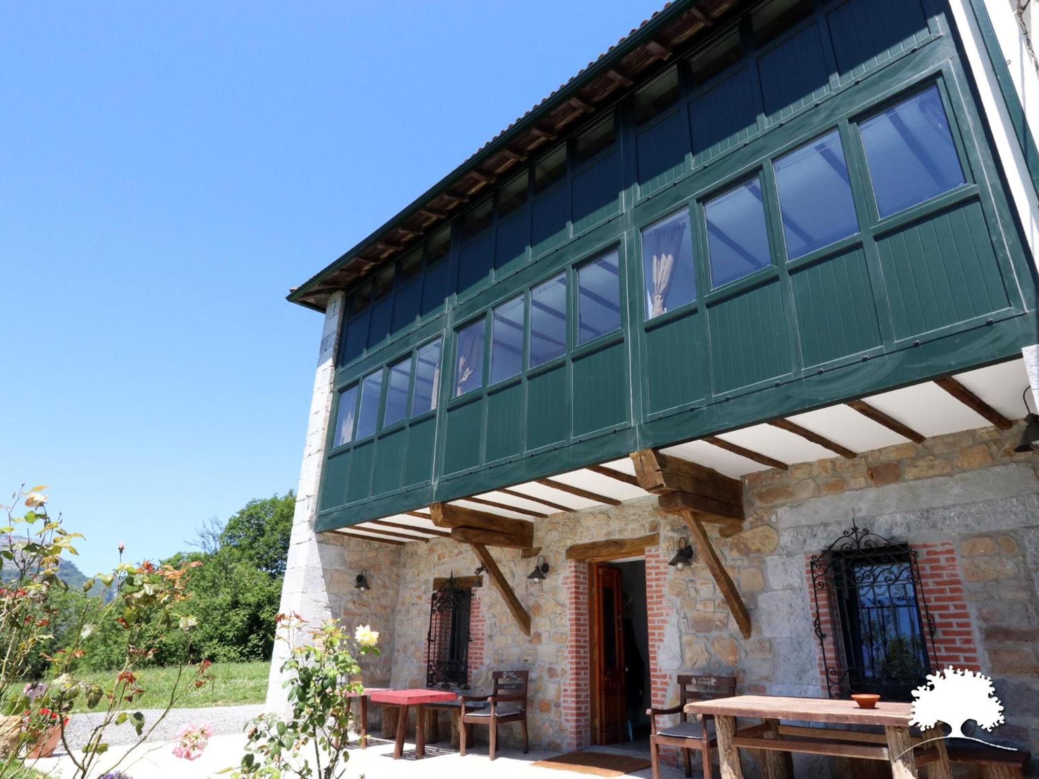 Albergue La Incera view 4