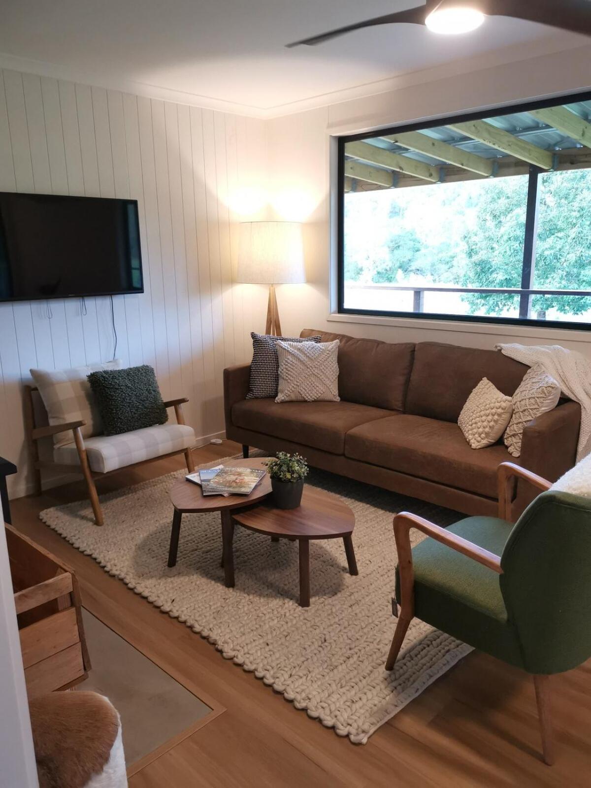 Gumtop - Luxury Farmhouse Cabin
