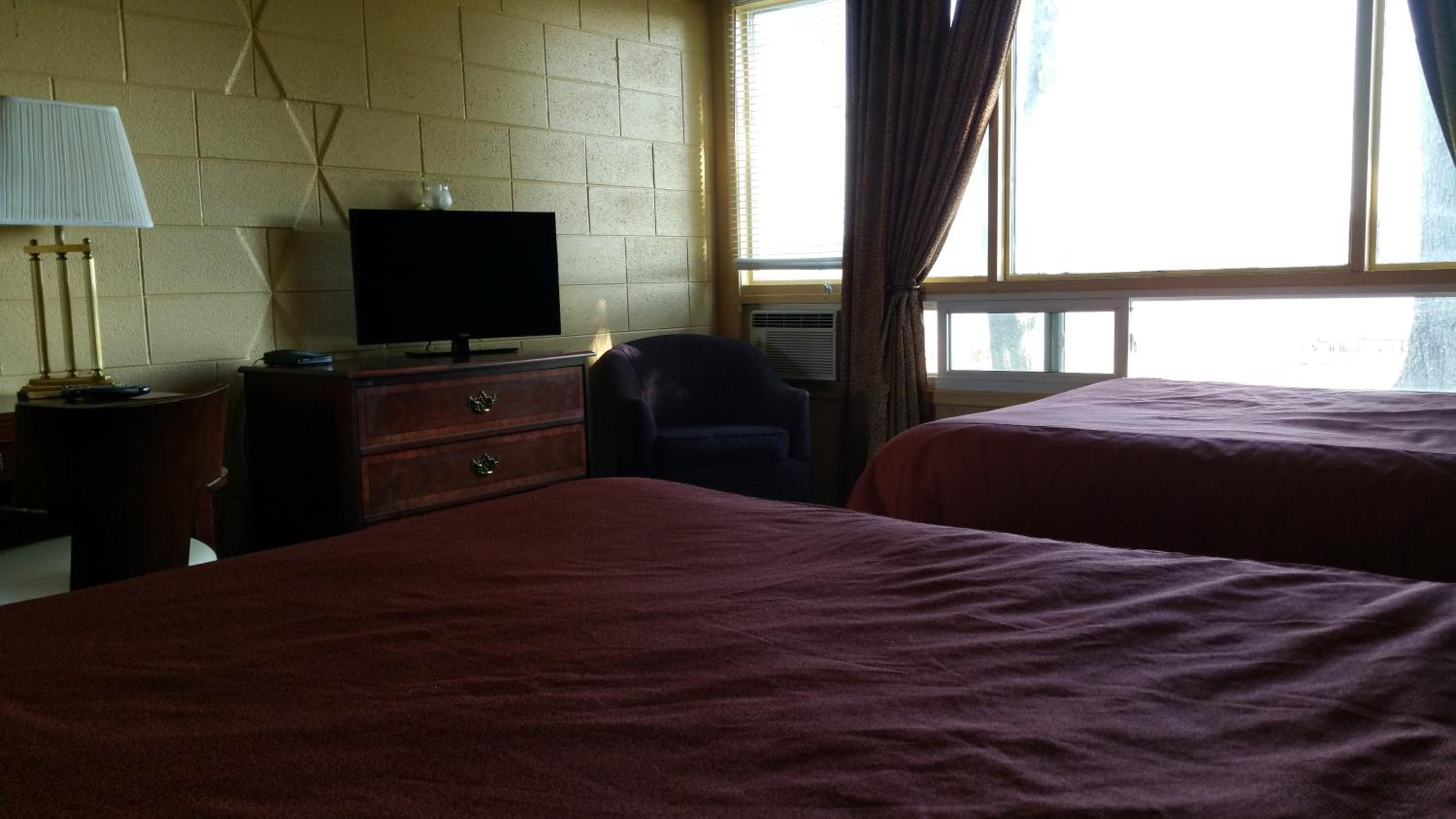 Riverview Motel