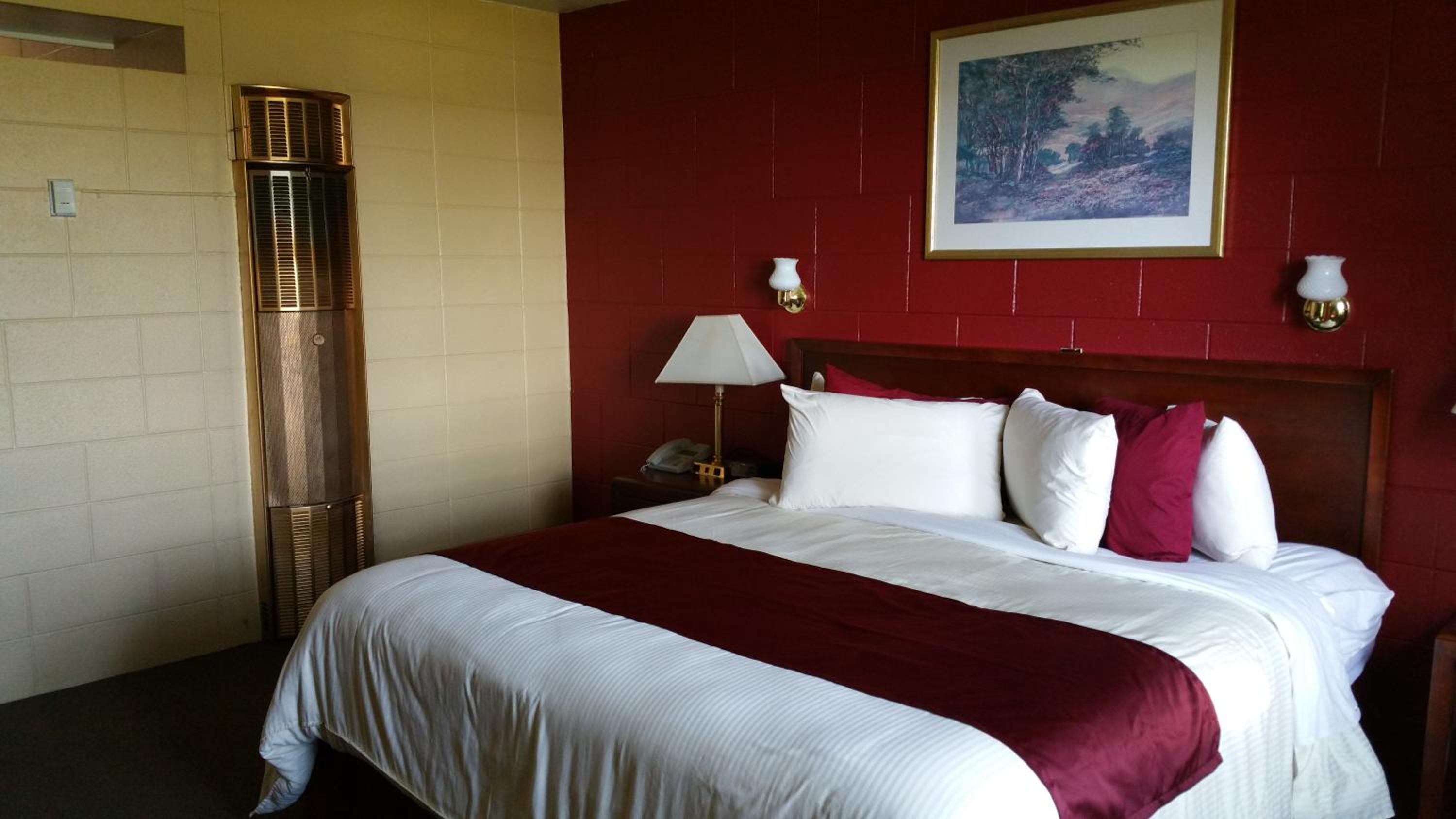Riverview Motel
