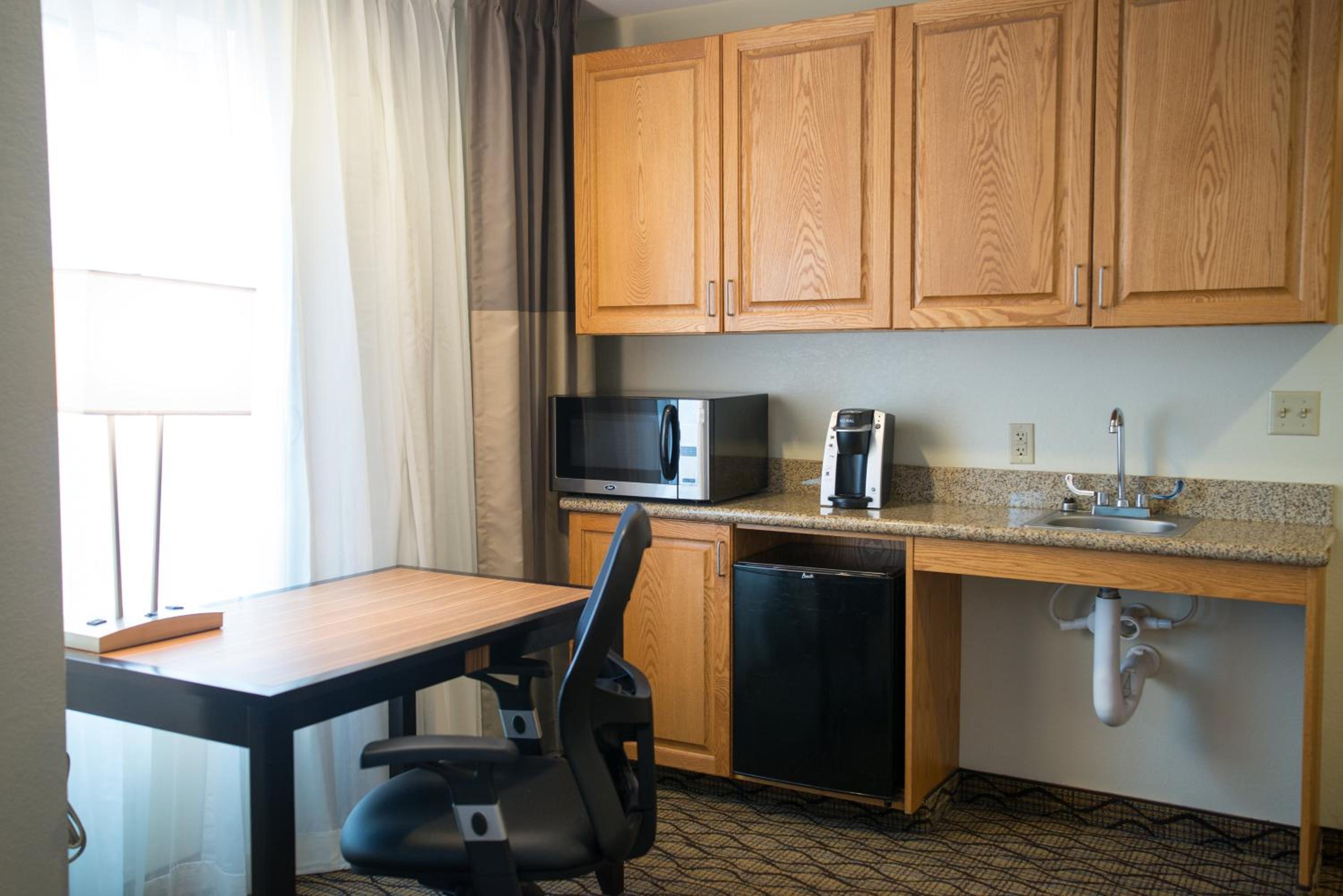 Holiday Inn Express Hotel  Suites Chanhassen, an IHG Hotel - Property Image 33