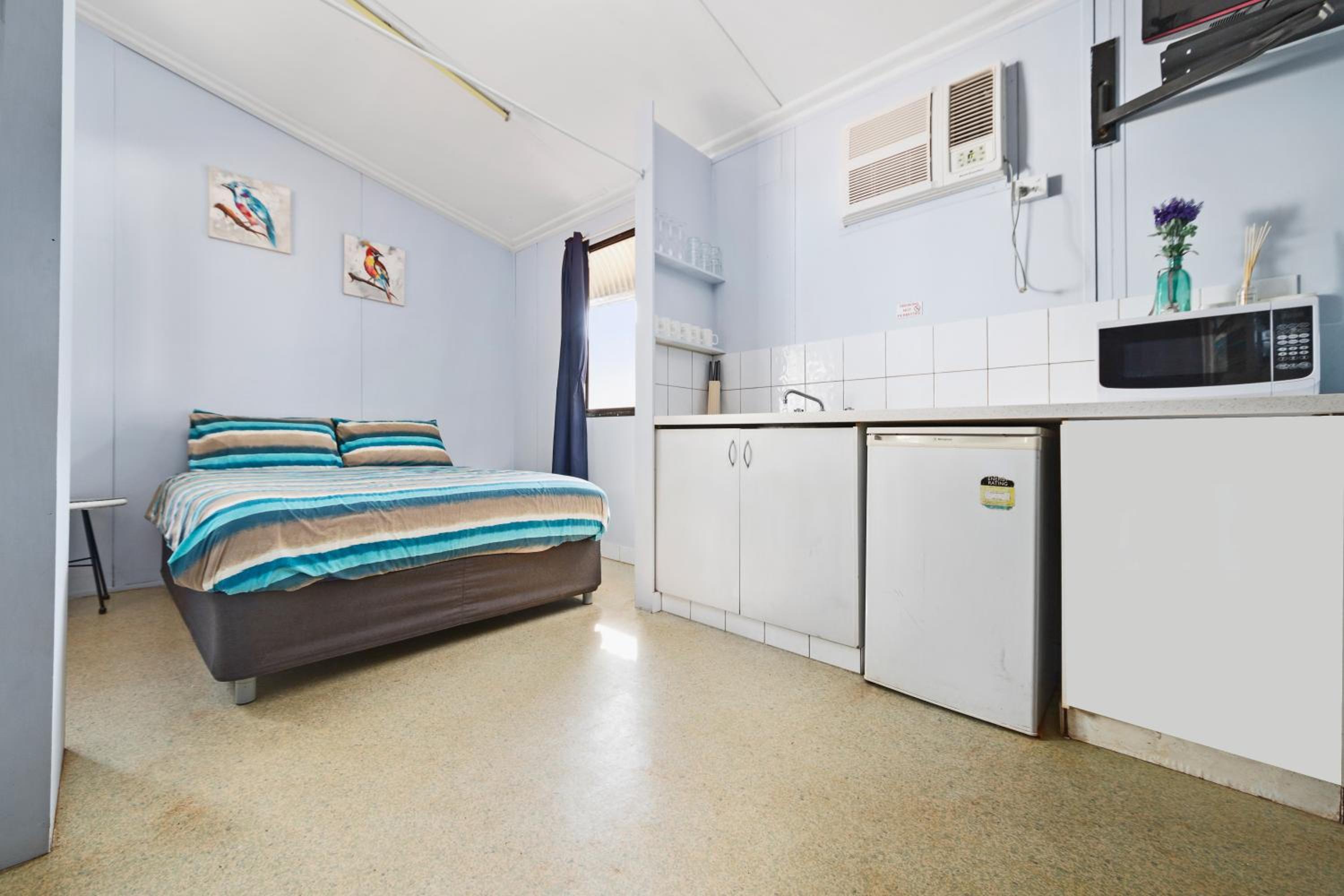 AAOK Lakes Resort and Caravan Park