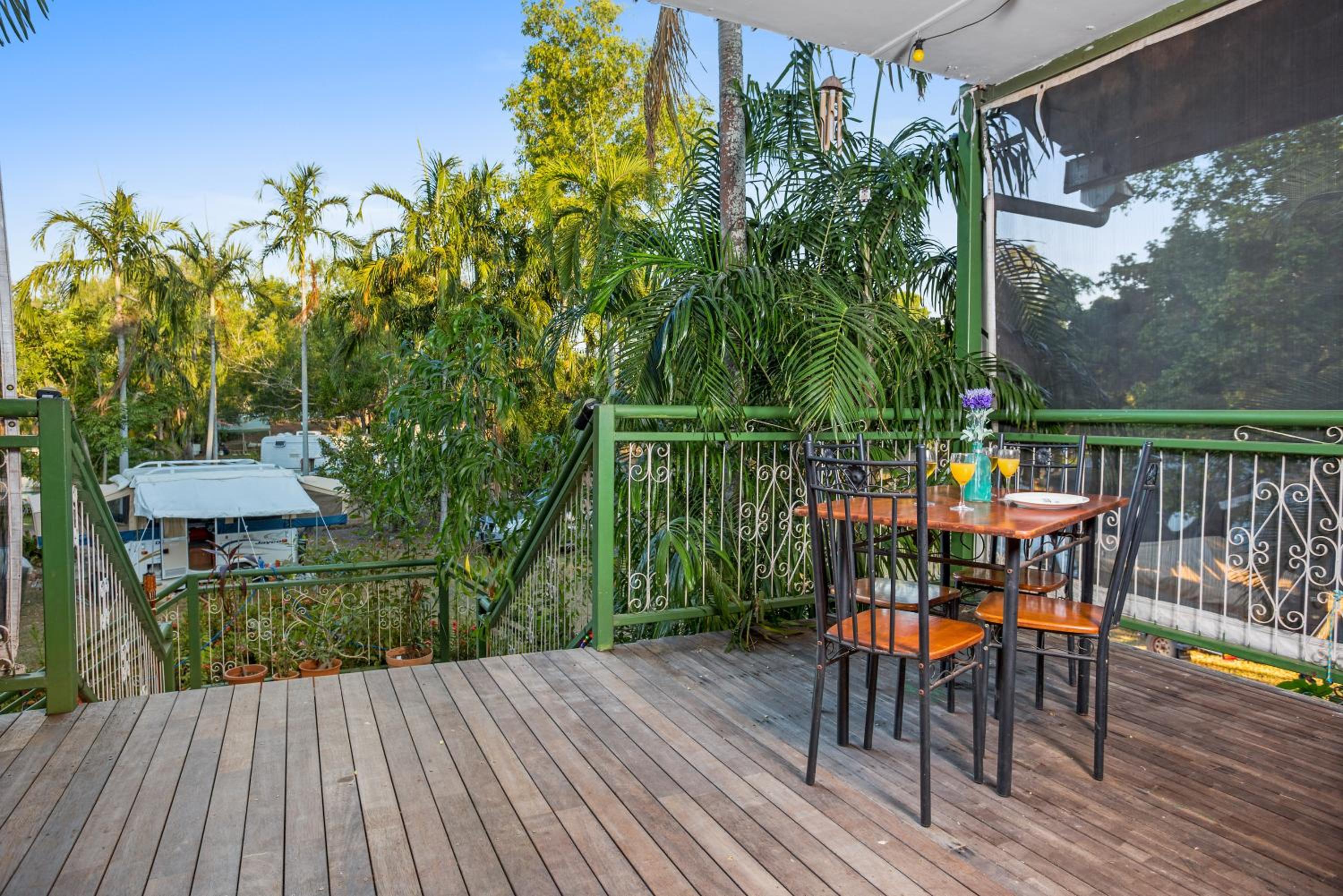 AAOK Lakes Resort and Caravan Park