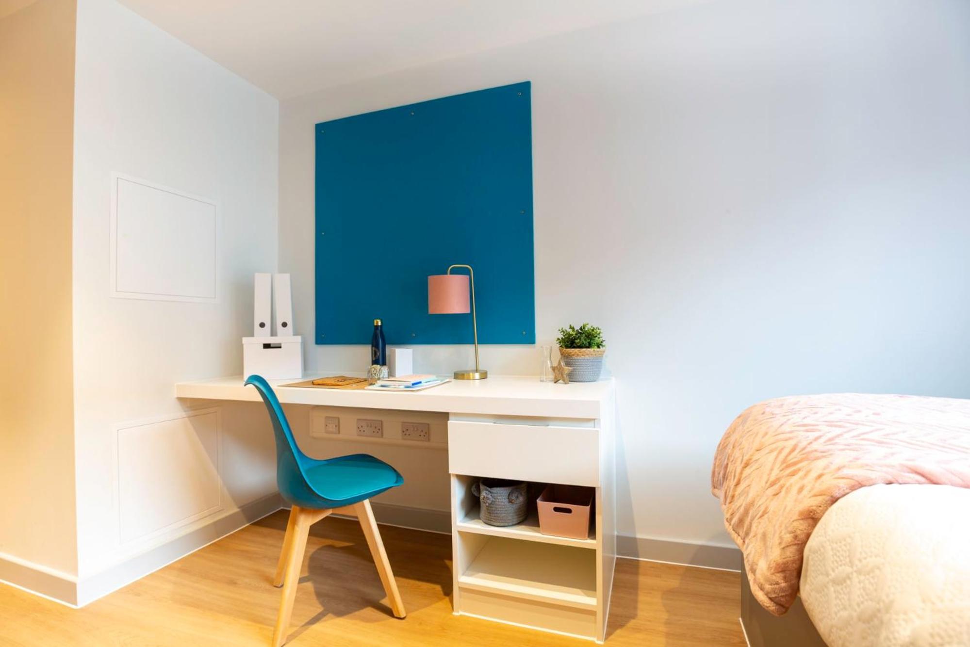 For Students Only - Market Quarter Studios in Bristol