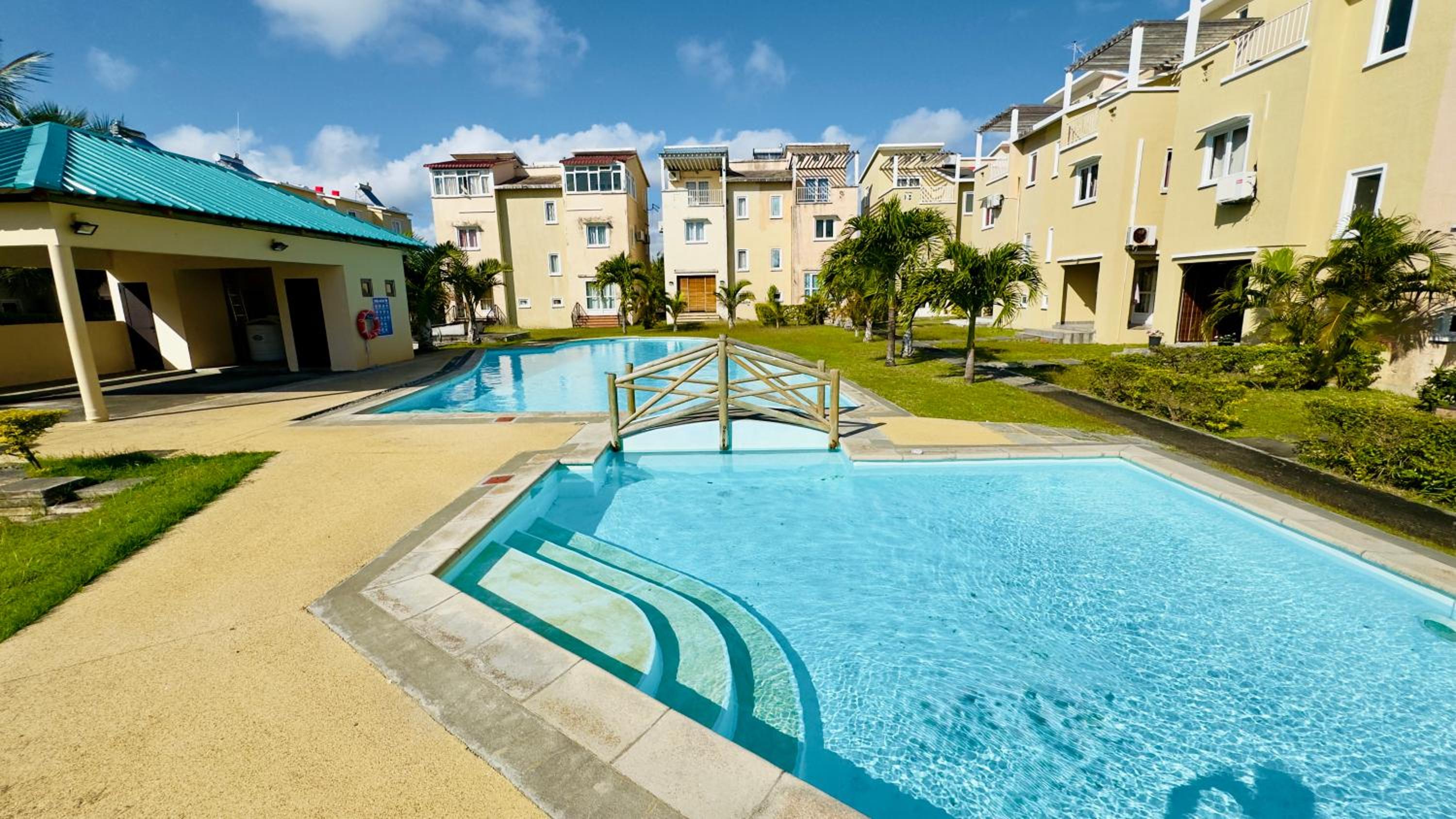 Zephyr House 3BR Pool, Rooftop & Ocean View