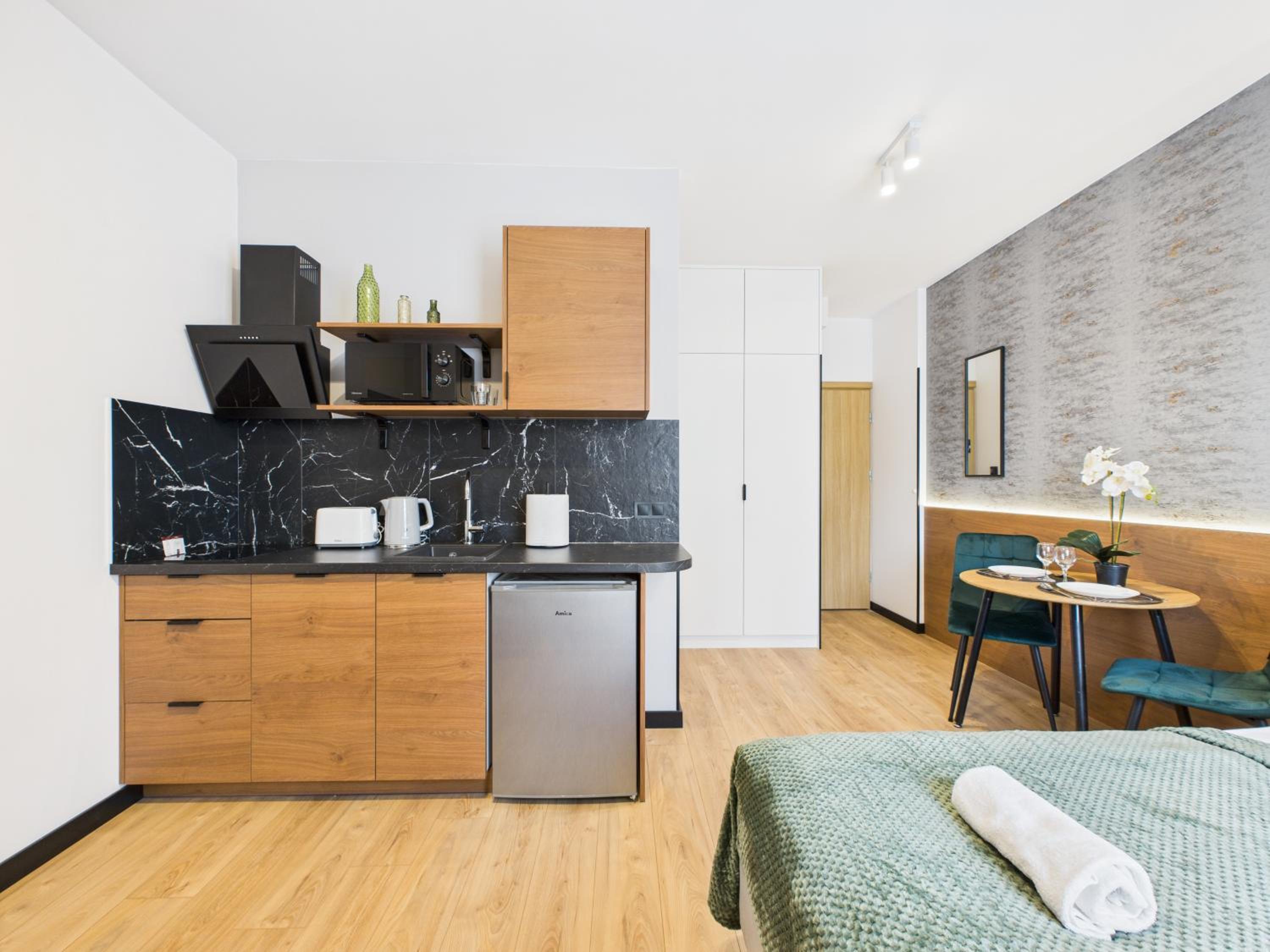Marywilska 66A Comfort Studio by SuperApart with Parking
