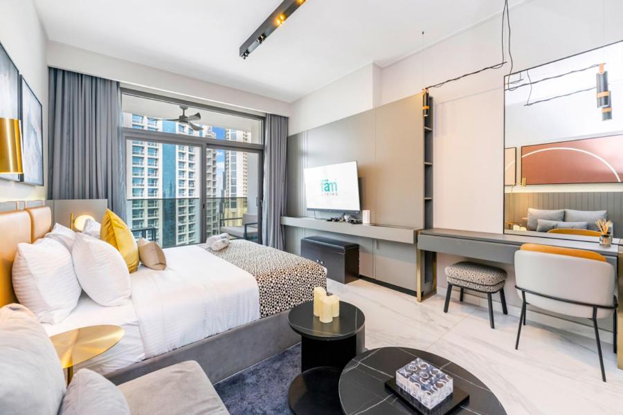 FAM Living - Urban Stays - MAG318, 5 mins to Burj Khalifa