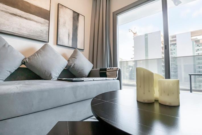FAM Living - Urban Stays - MAG318, 5 mins to Burj Khalifa