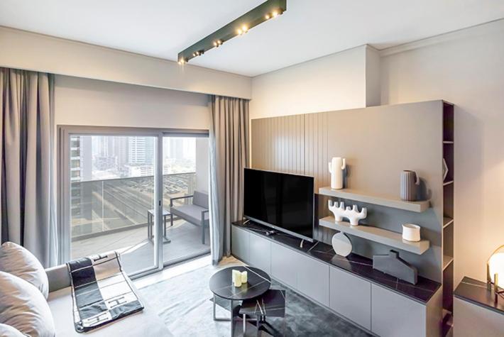 FAM Living - Urban Stays - MAG318, 5 mins to Burj Khalifa