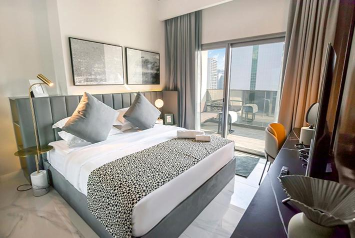 FAM Living - Urban Stays - MAG318, 5 mins to Burj Khalifa