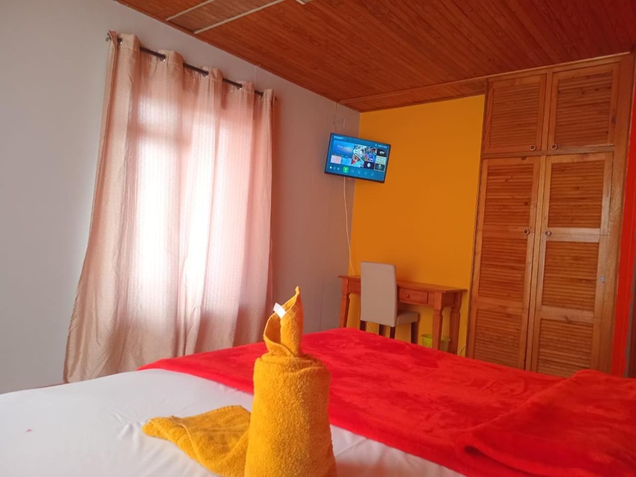 Neo & Ruks excellent Rooms