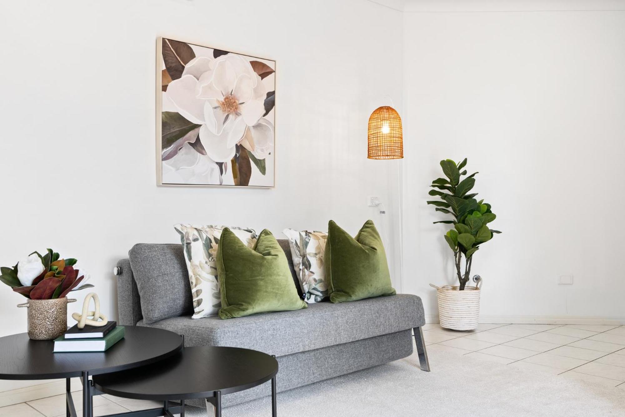 Chic 1-Bed Escape with Parking Bridgeman Downs