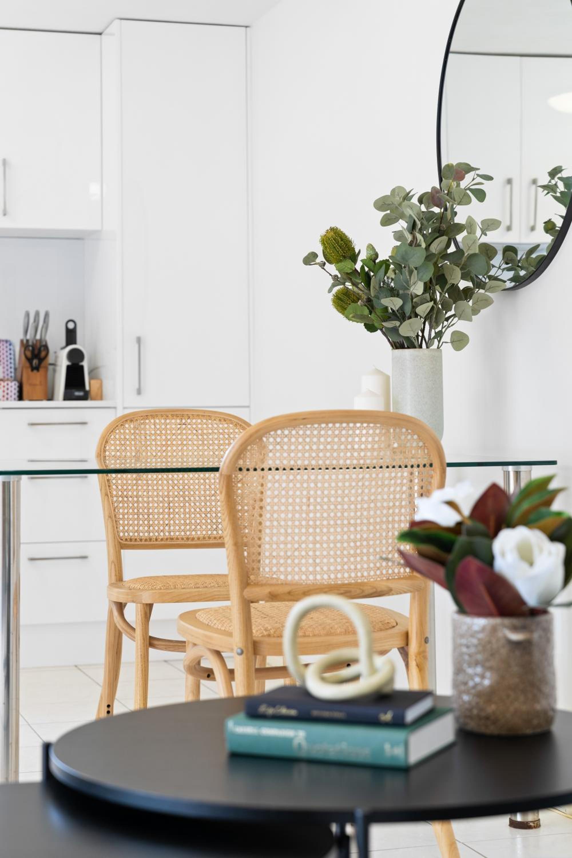 Chic 1-Bed Escape with Parking Bridgeman Downs