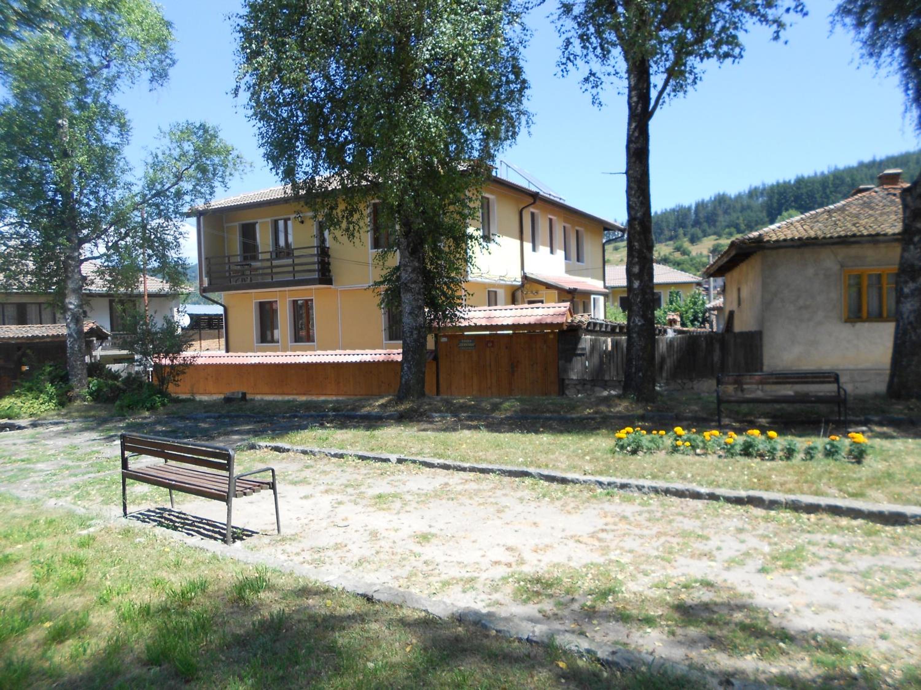 Guest House Tsenovi