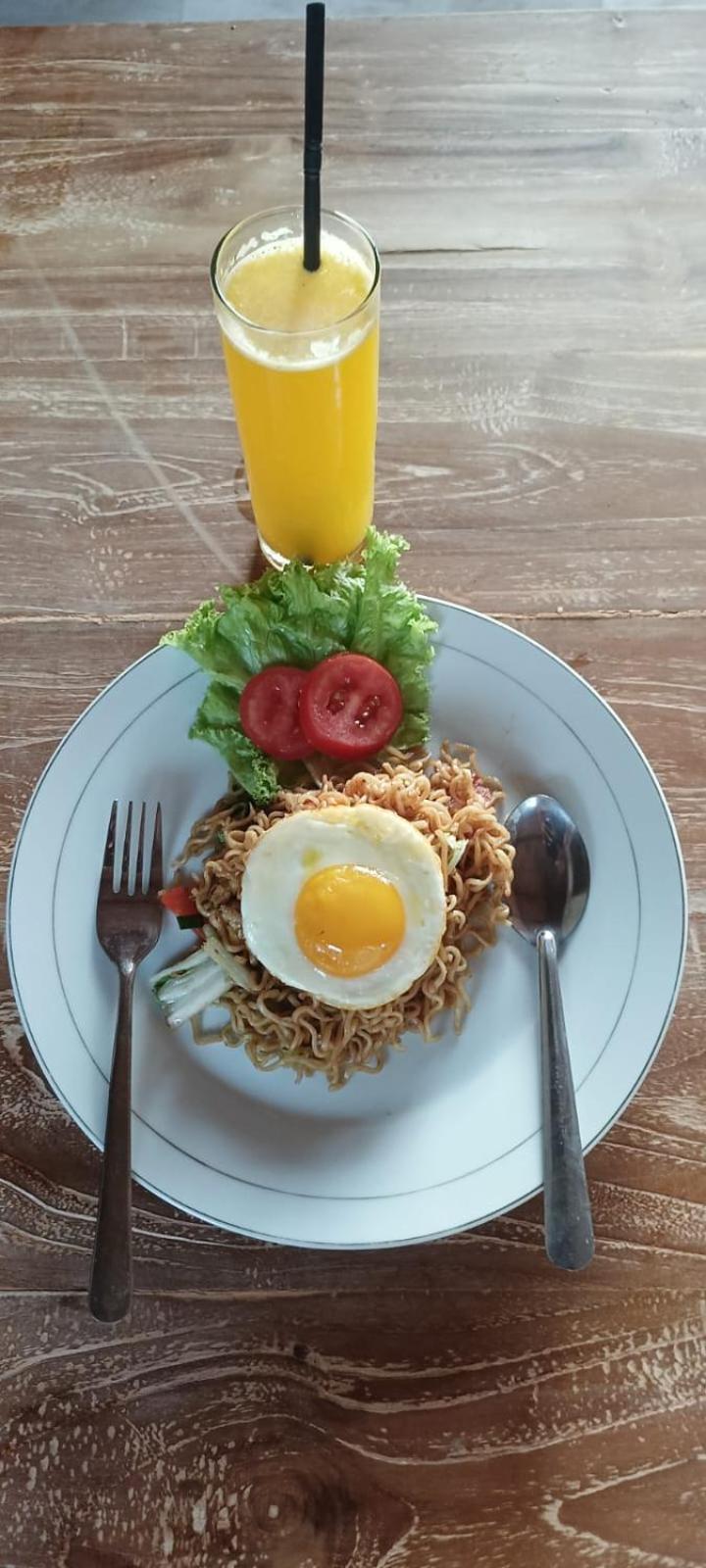 Gamat Sunset Cottage and Resto