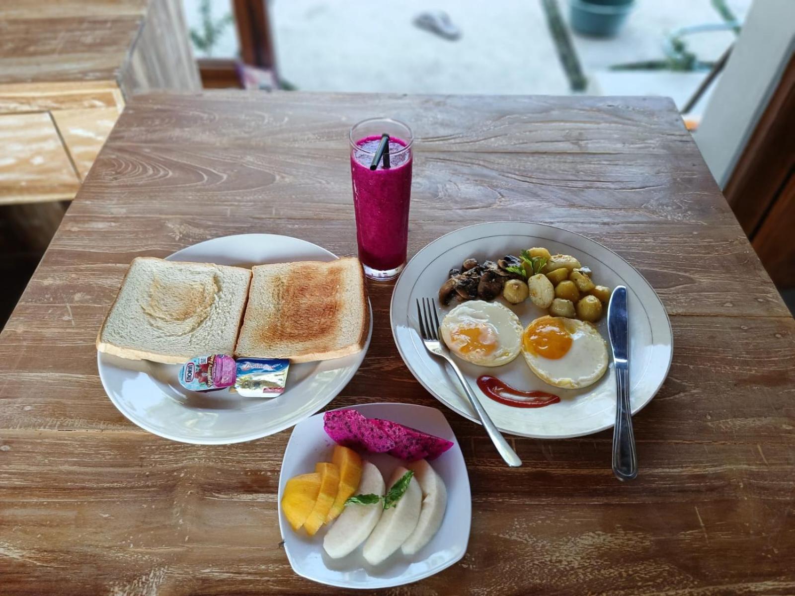 Gamat Sunset Cottage and Resto