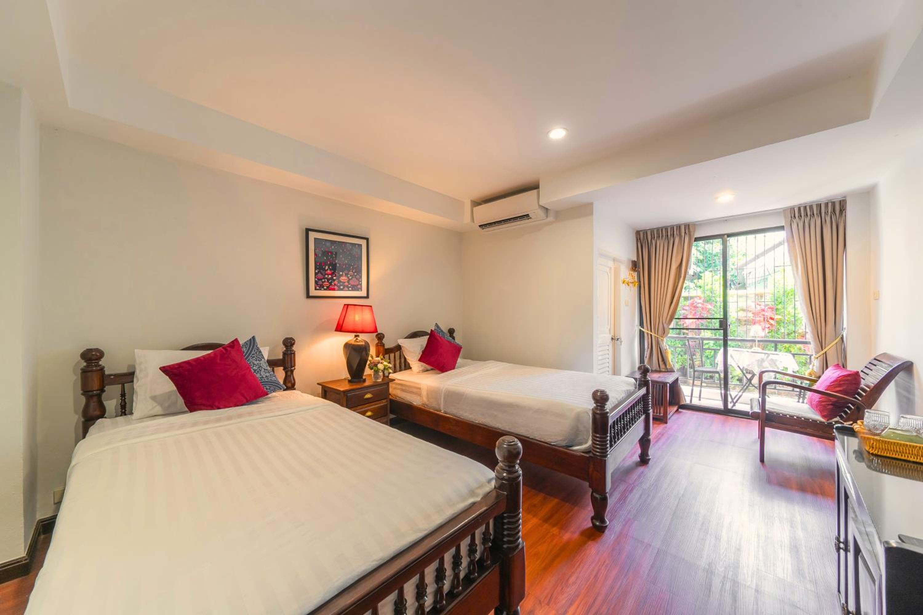 Rachamankha Flora House