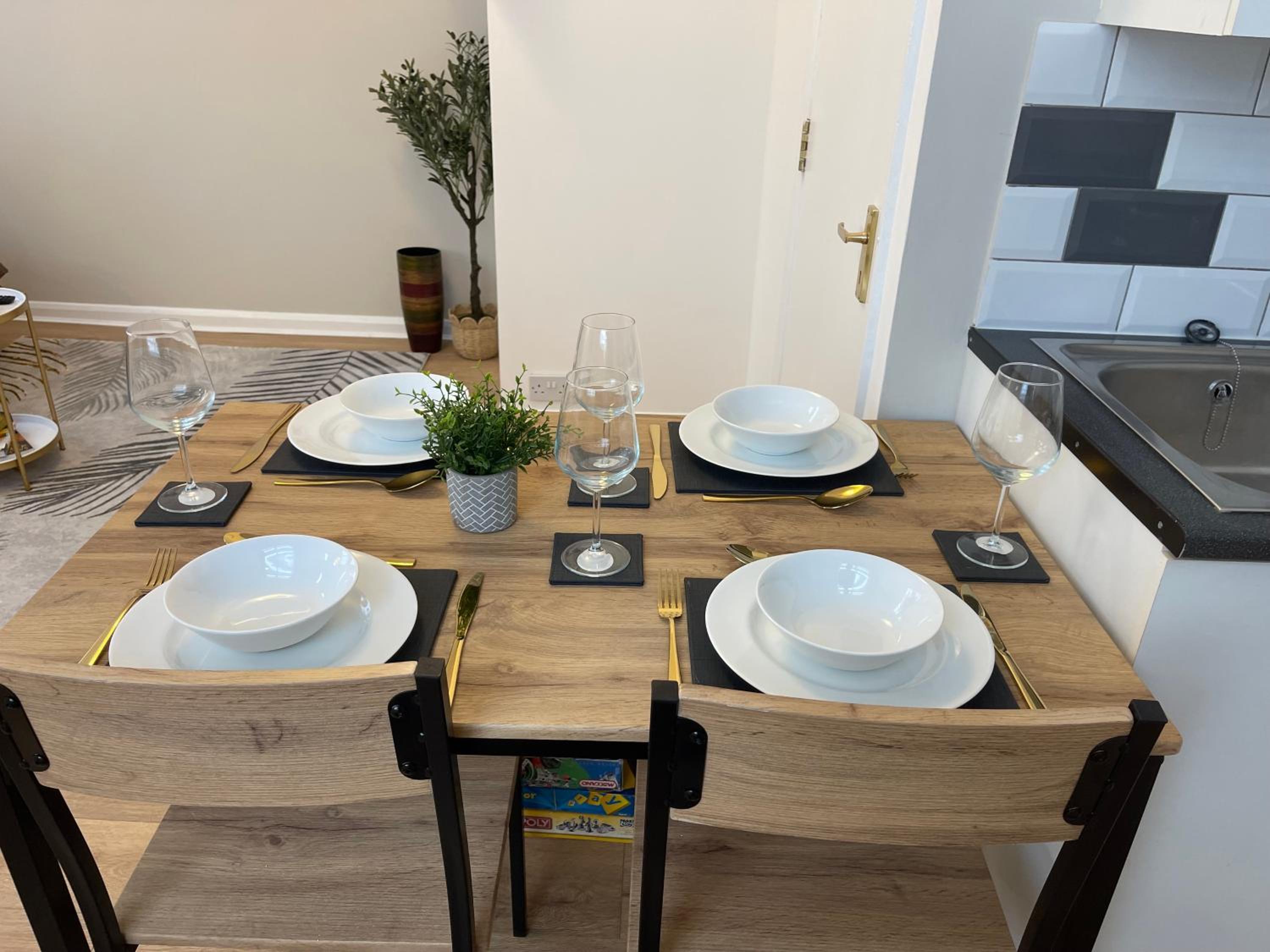 Cosy Modern Apartment by Bournemouth Station