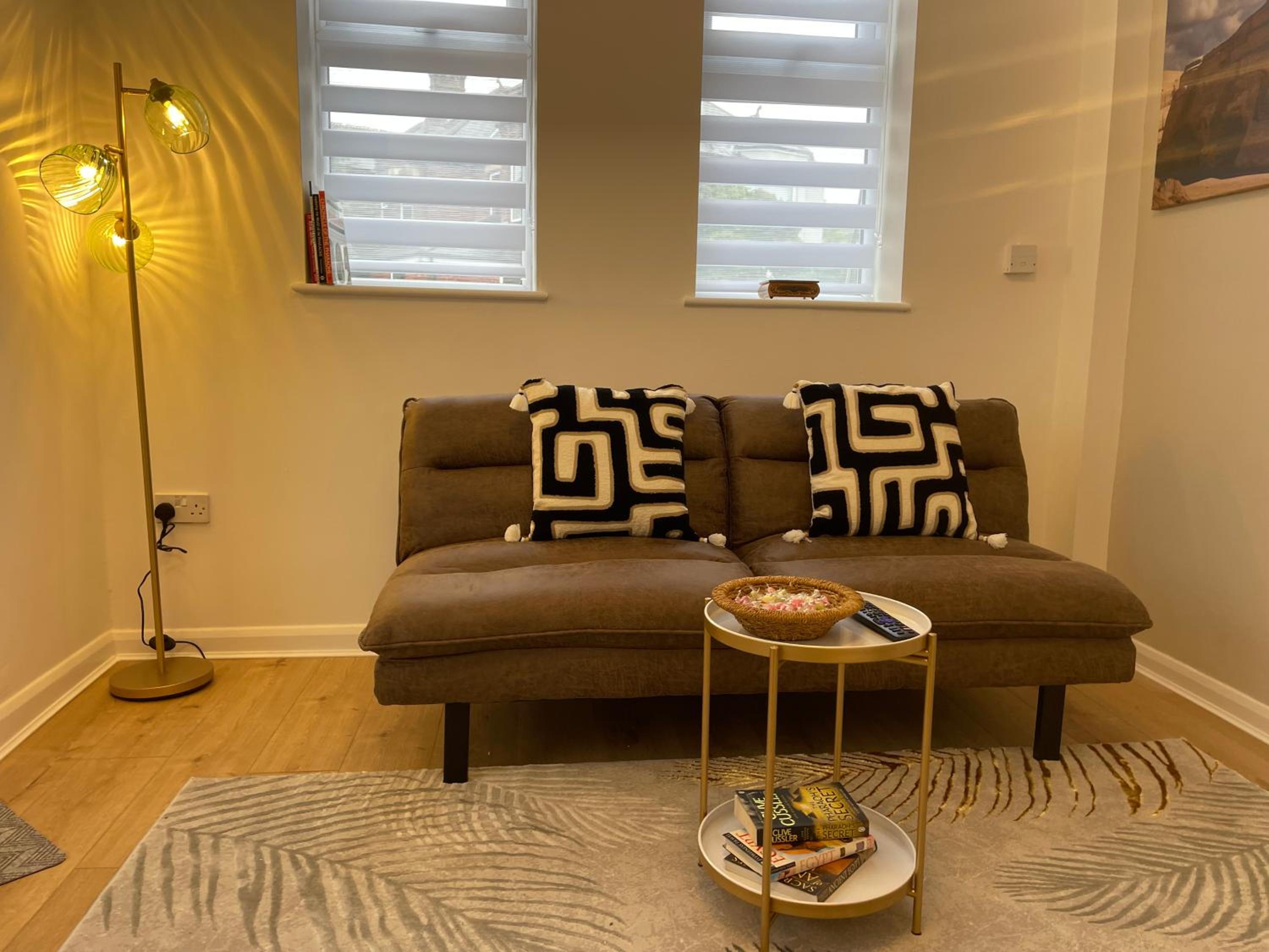 Cosy Modern Apartment by Bournemouth Station