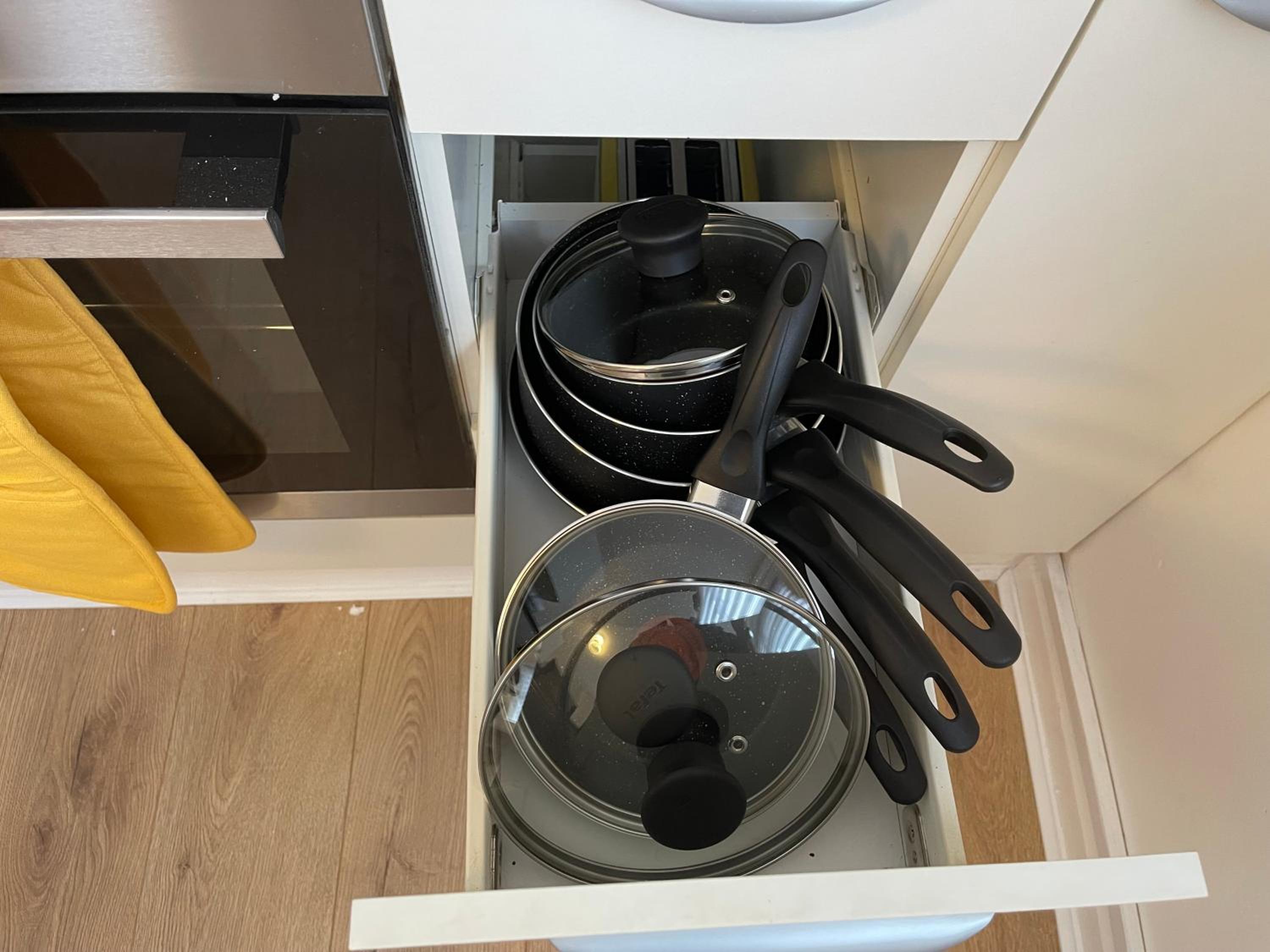 Cosy Modern Apartment by Bournemouth Station
