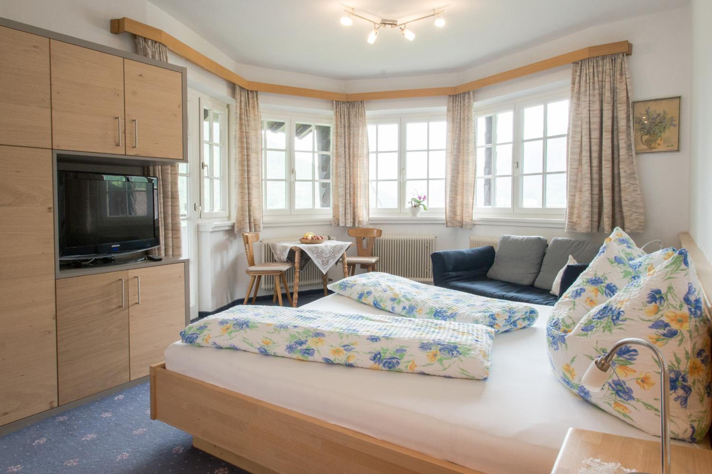 Ferienwohnung Pension Tirol