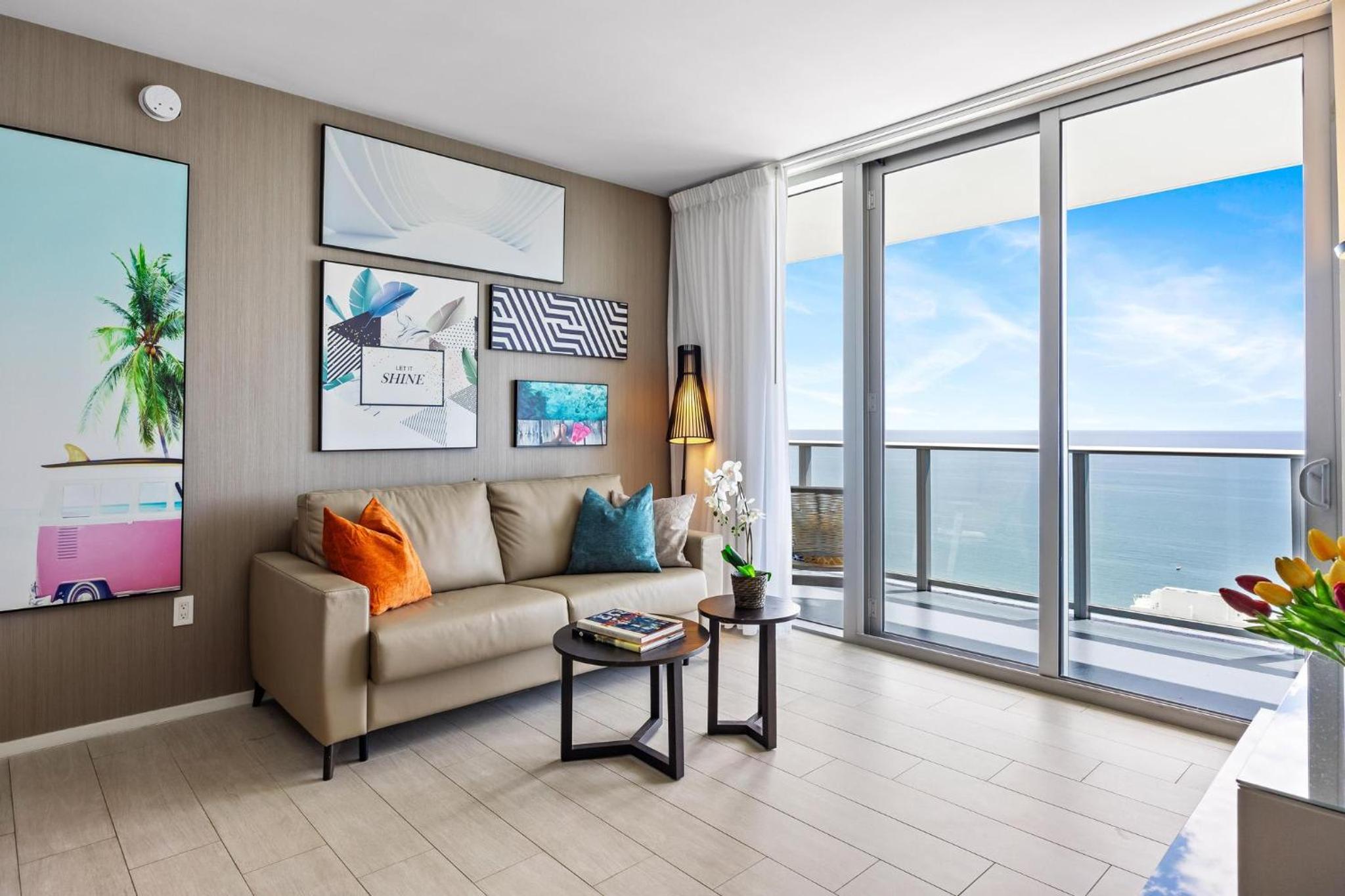 5-BR Retreat Resort & Valet Included 14 Guests