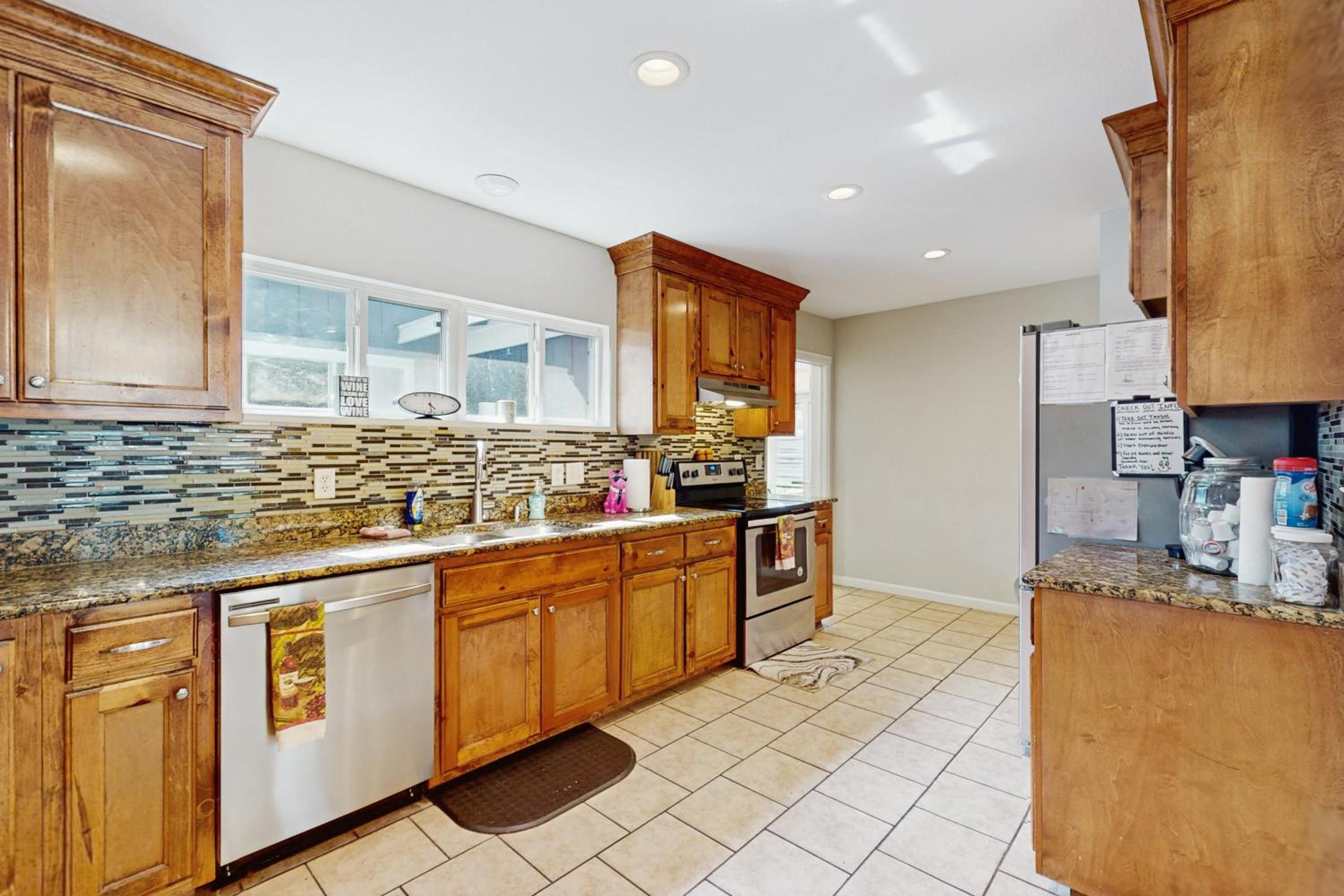 Wine Country Retreat with Yard 1 Mi to Main Street