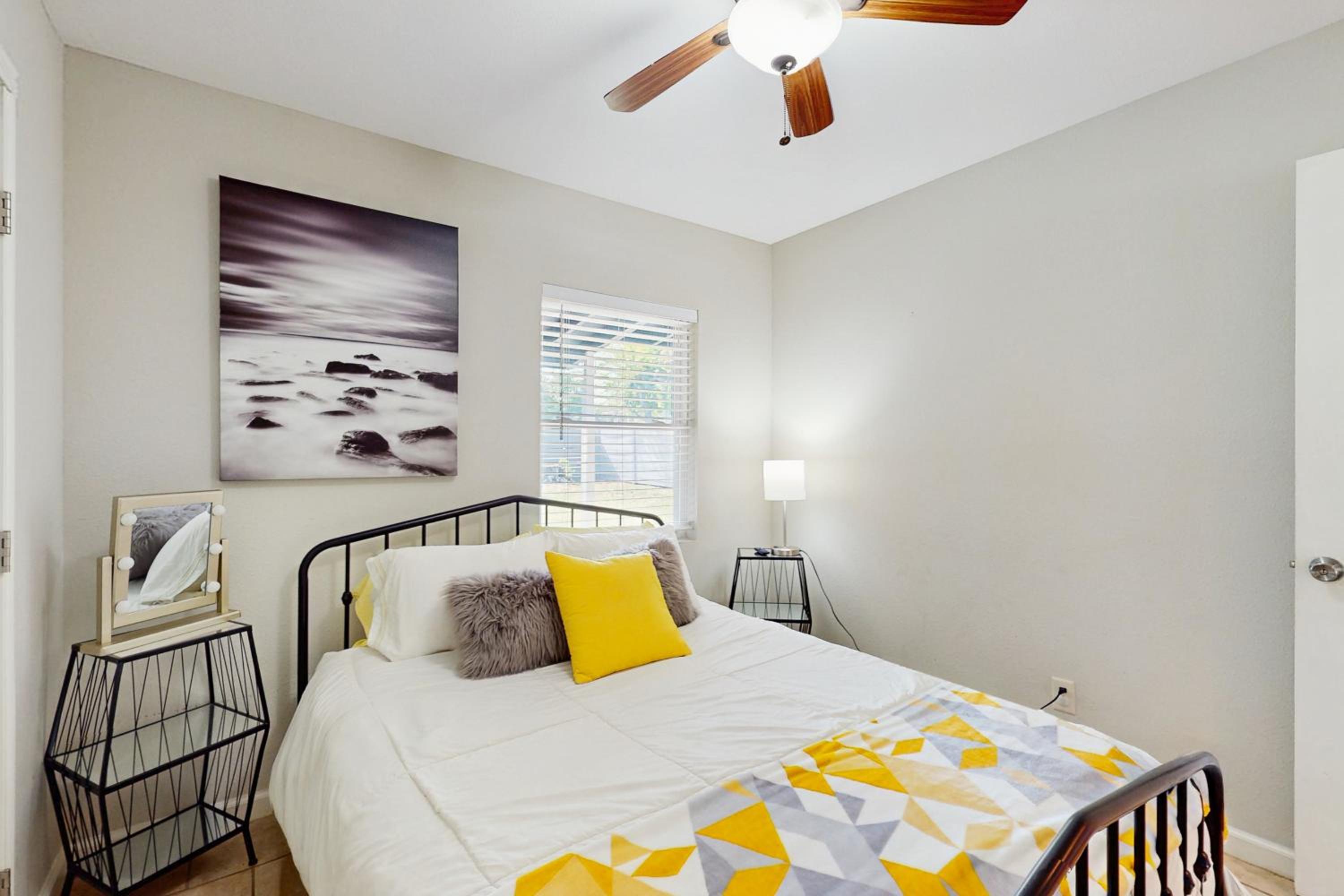 Wine Country Retreat with Yard 1 Mi to Main Street