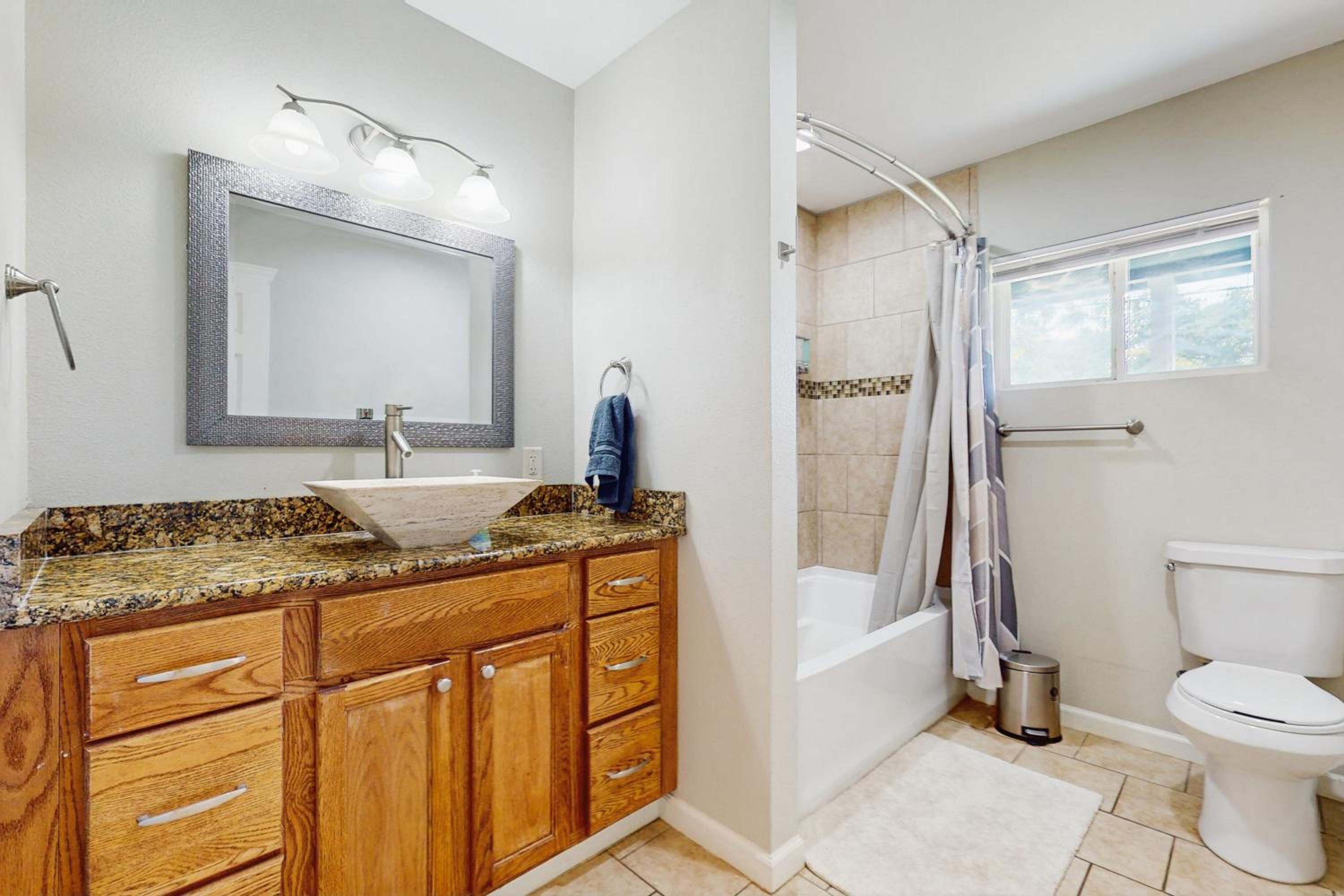 Wine Country Retreat with Yard 1 Mi to Main Street