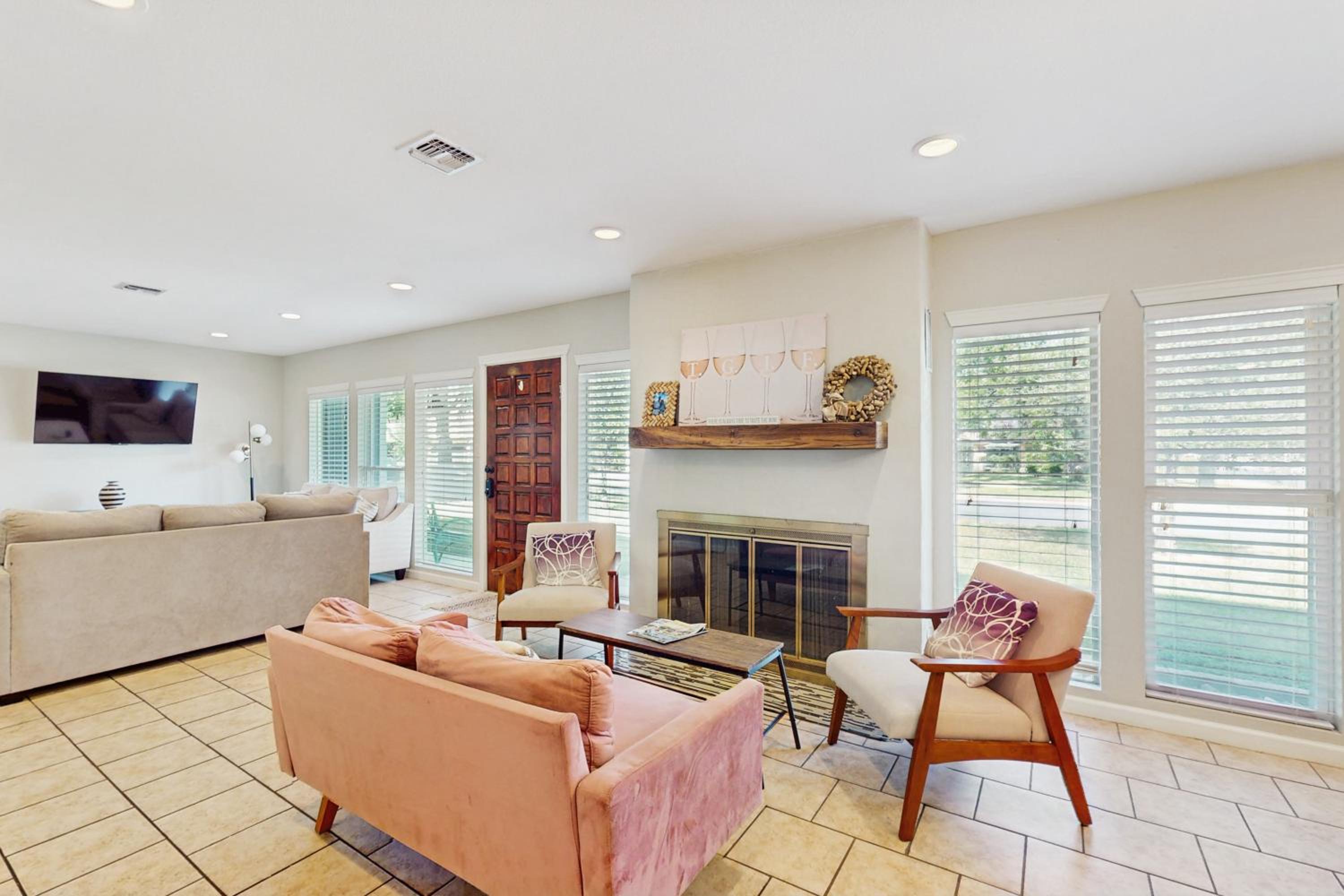 Wine Country Retreat with Yard 1 Mi to Main Street